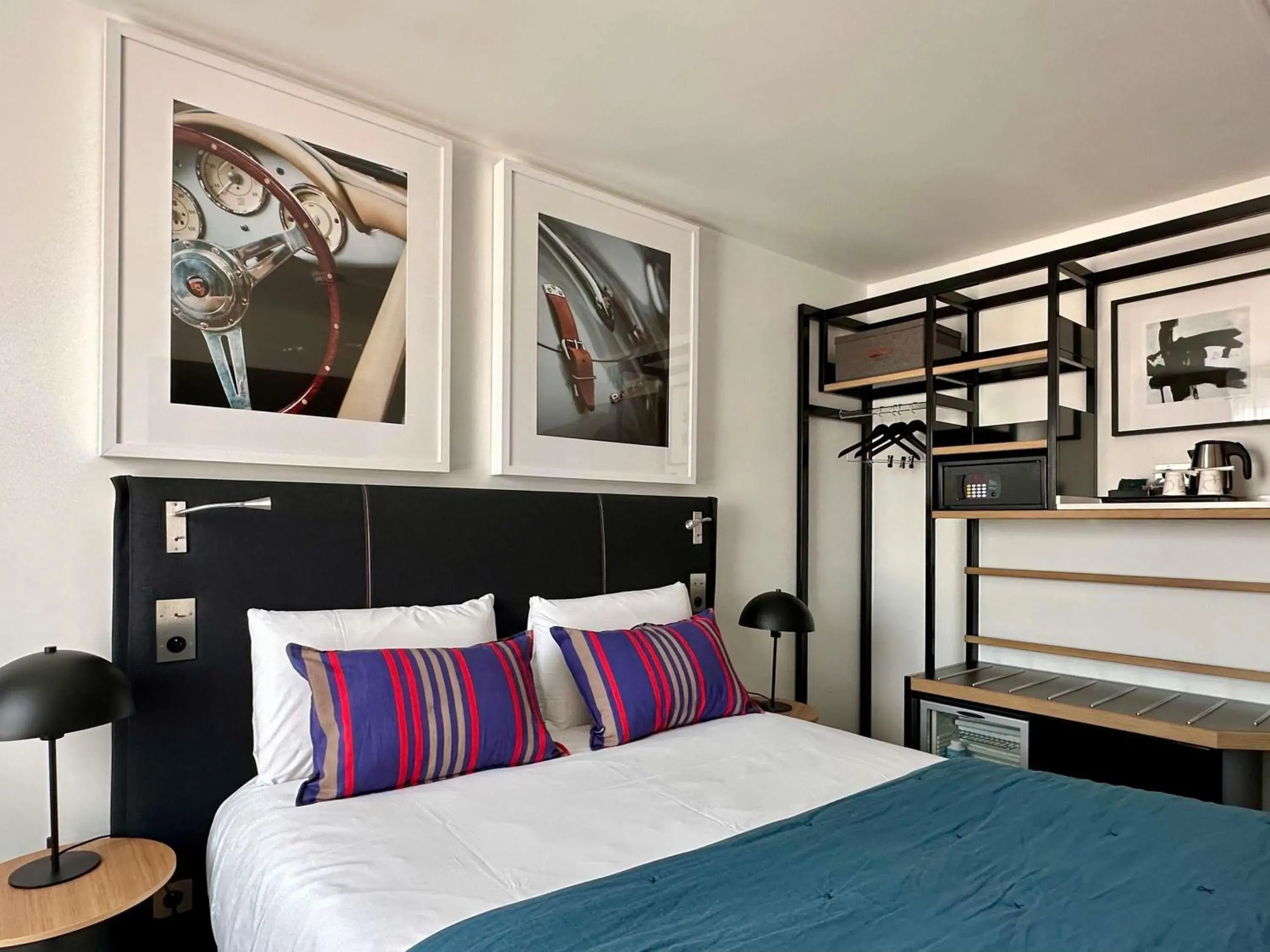 Property building, Bed in Mercure Périgueux Centre Historique Property building, Bed in Mercure Périgueux Centre Historique