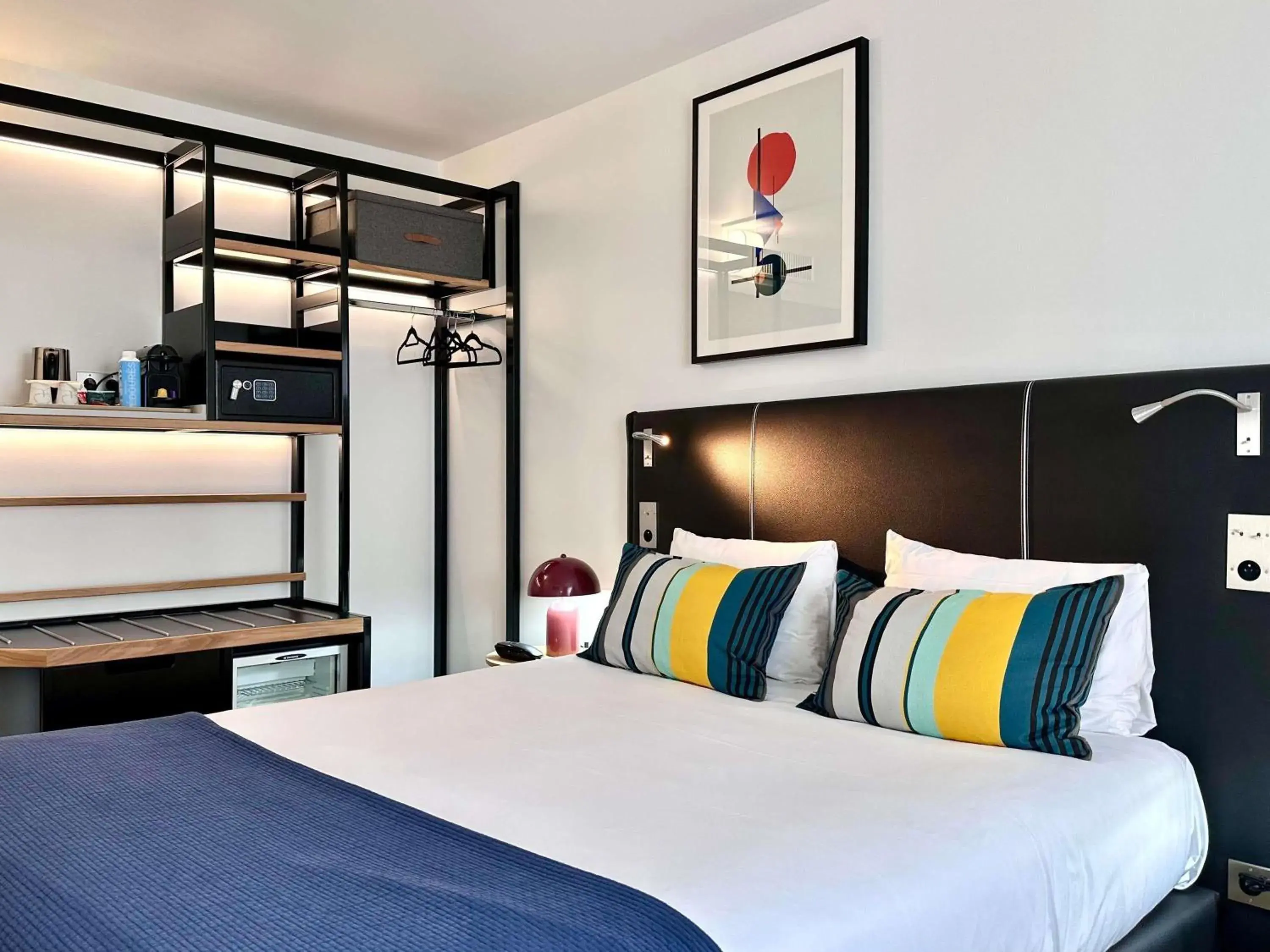 Bedroom, Bed in Mercure Périgueux Centre Historique Bedroom, Bed in Mercure Périgueux Centre Historique