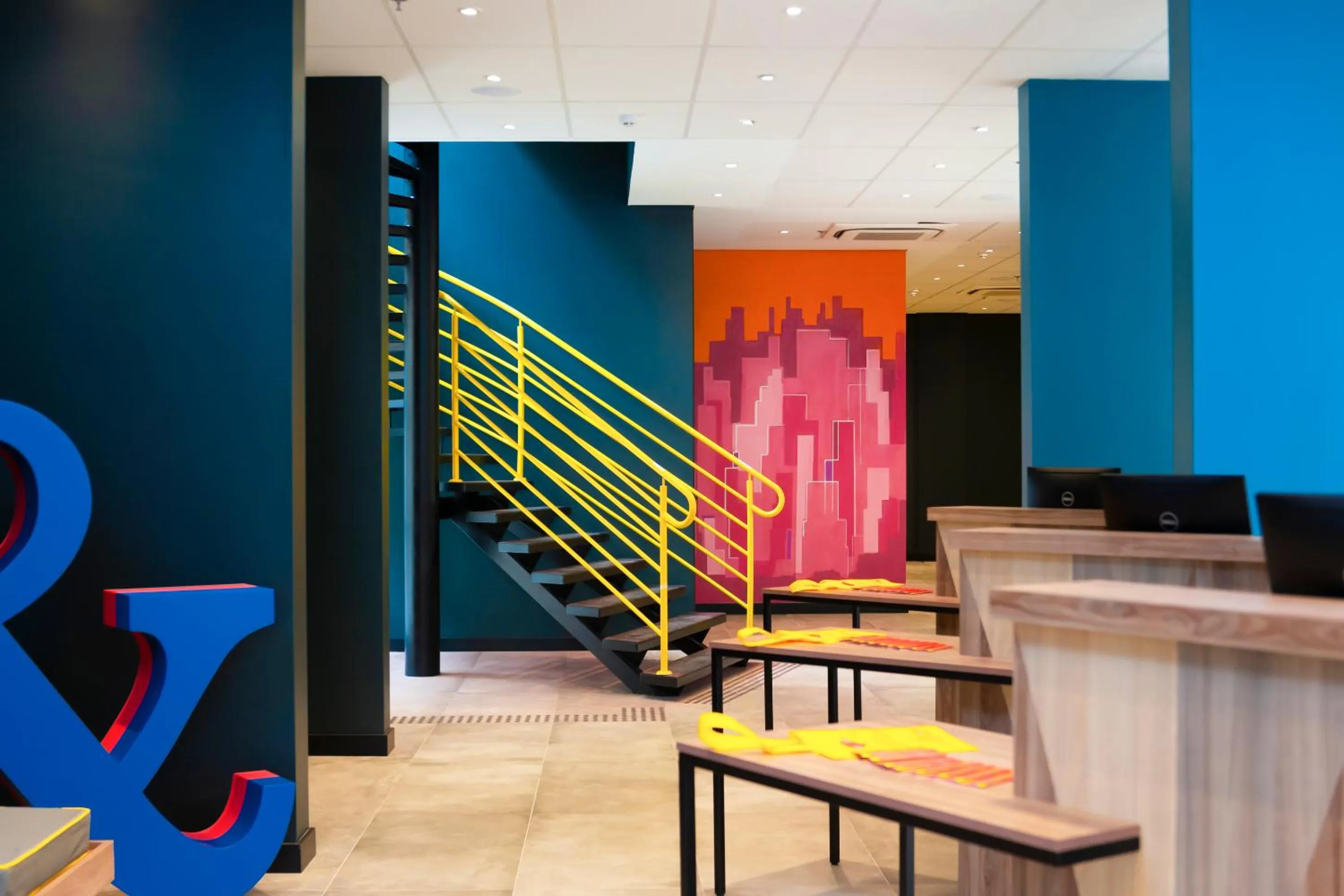 Lobby or reception in B&B HOTEL São Paulo Luz - Centro