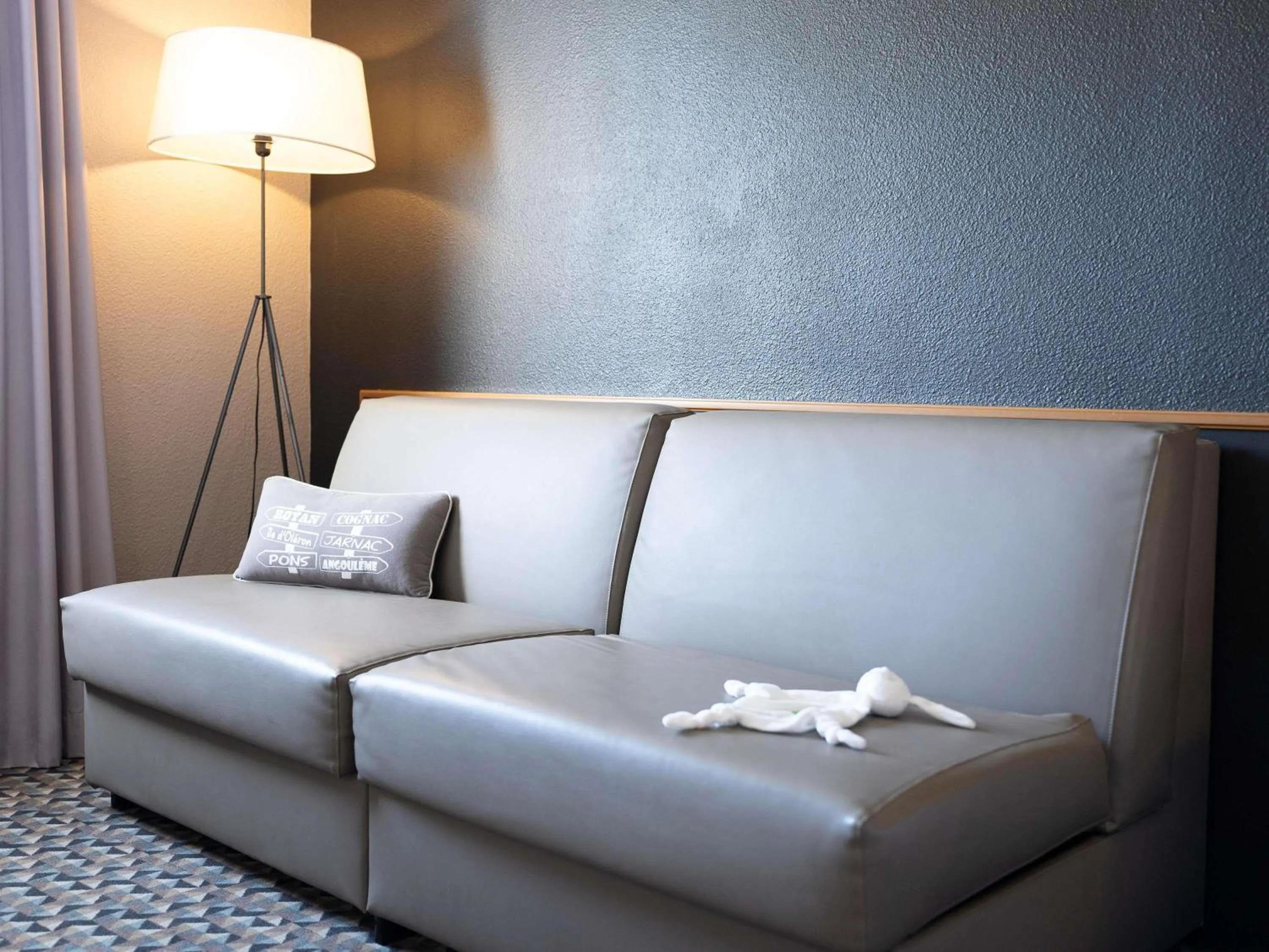 Bedroom in Ibis Styles Cognac