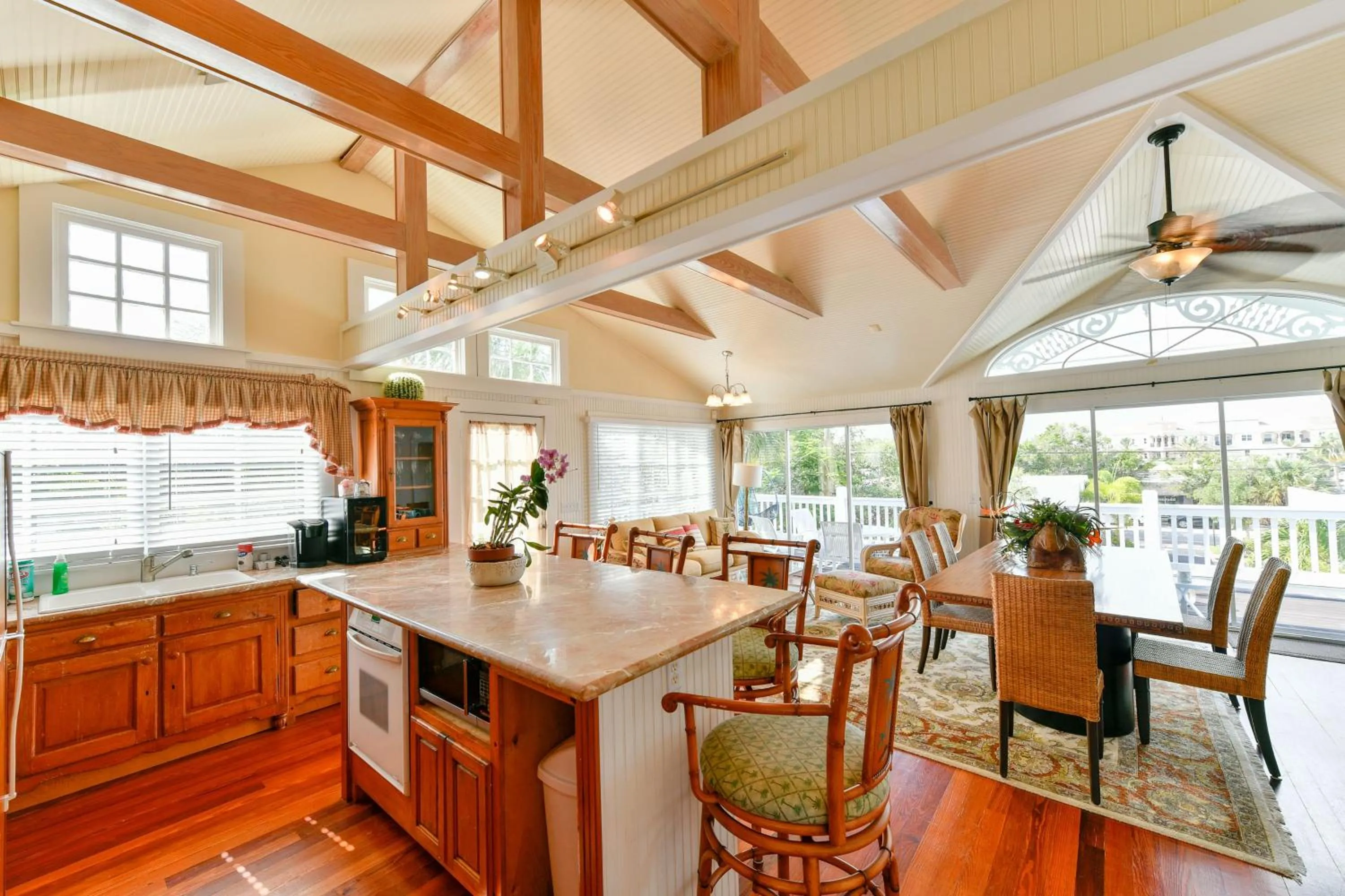 Coffee/tea facilities in Old Colorado Inn
