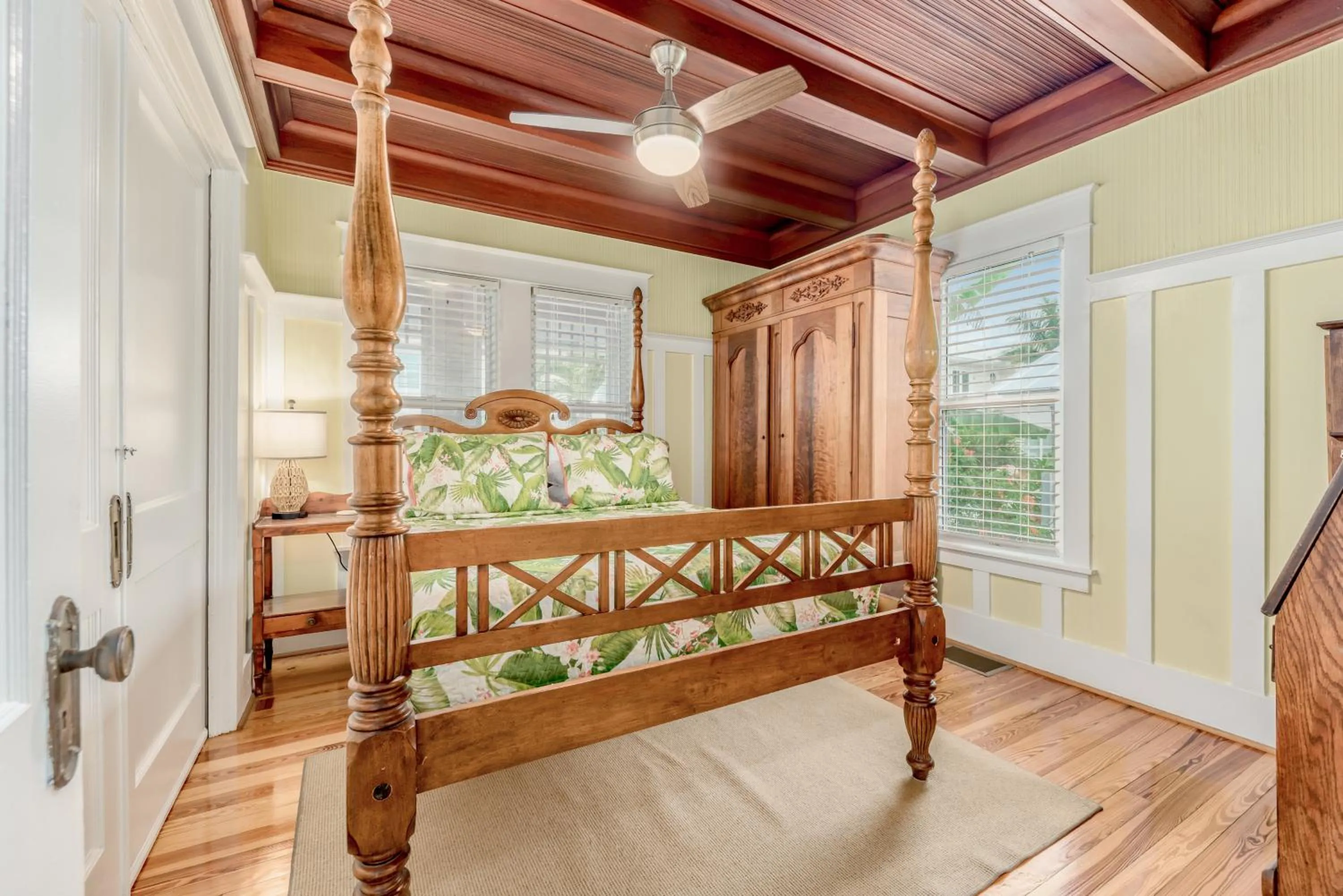 Bed in Old Colorado Inn