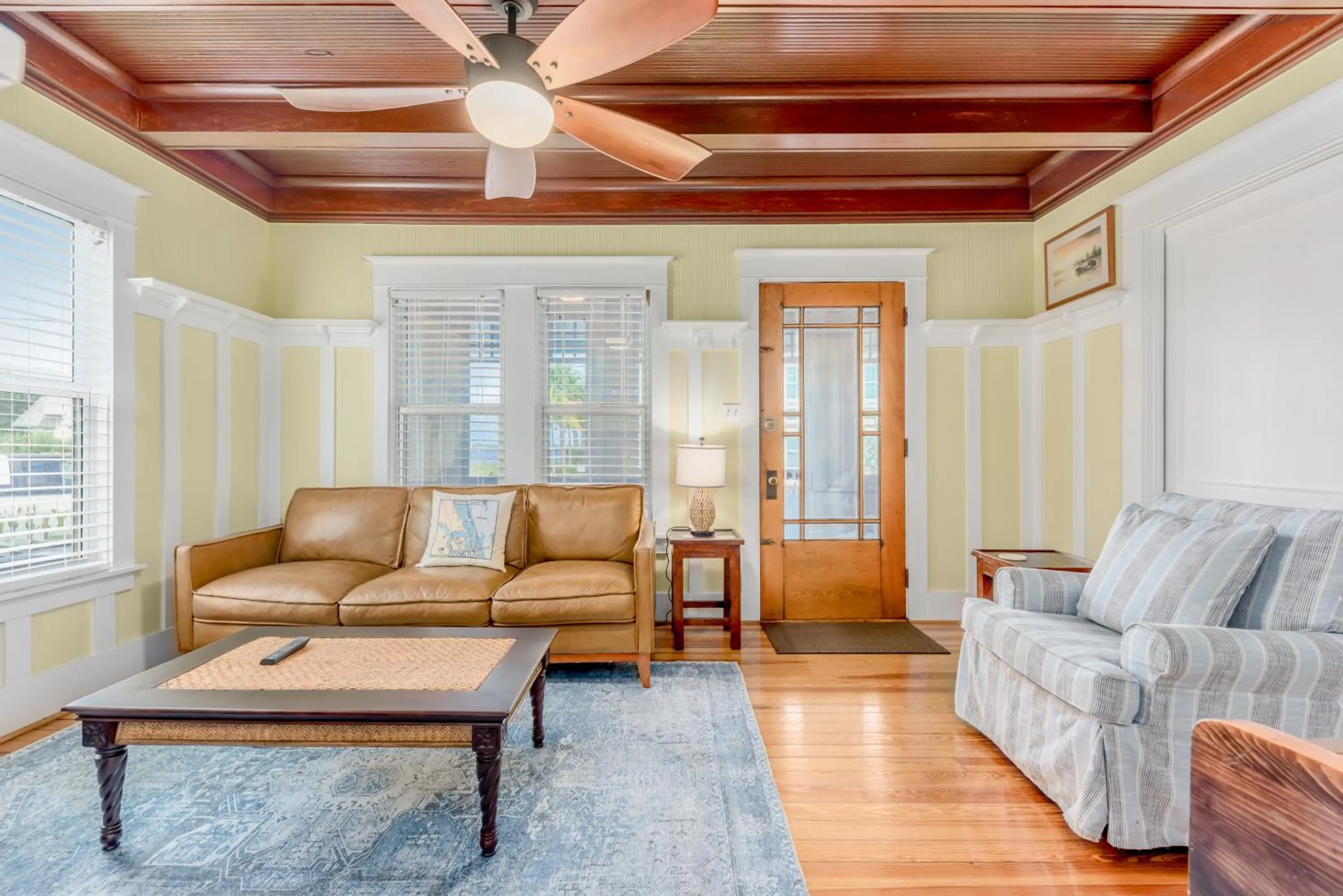 Living room in Old Colorado Inn