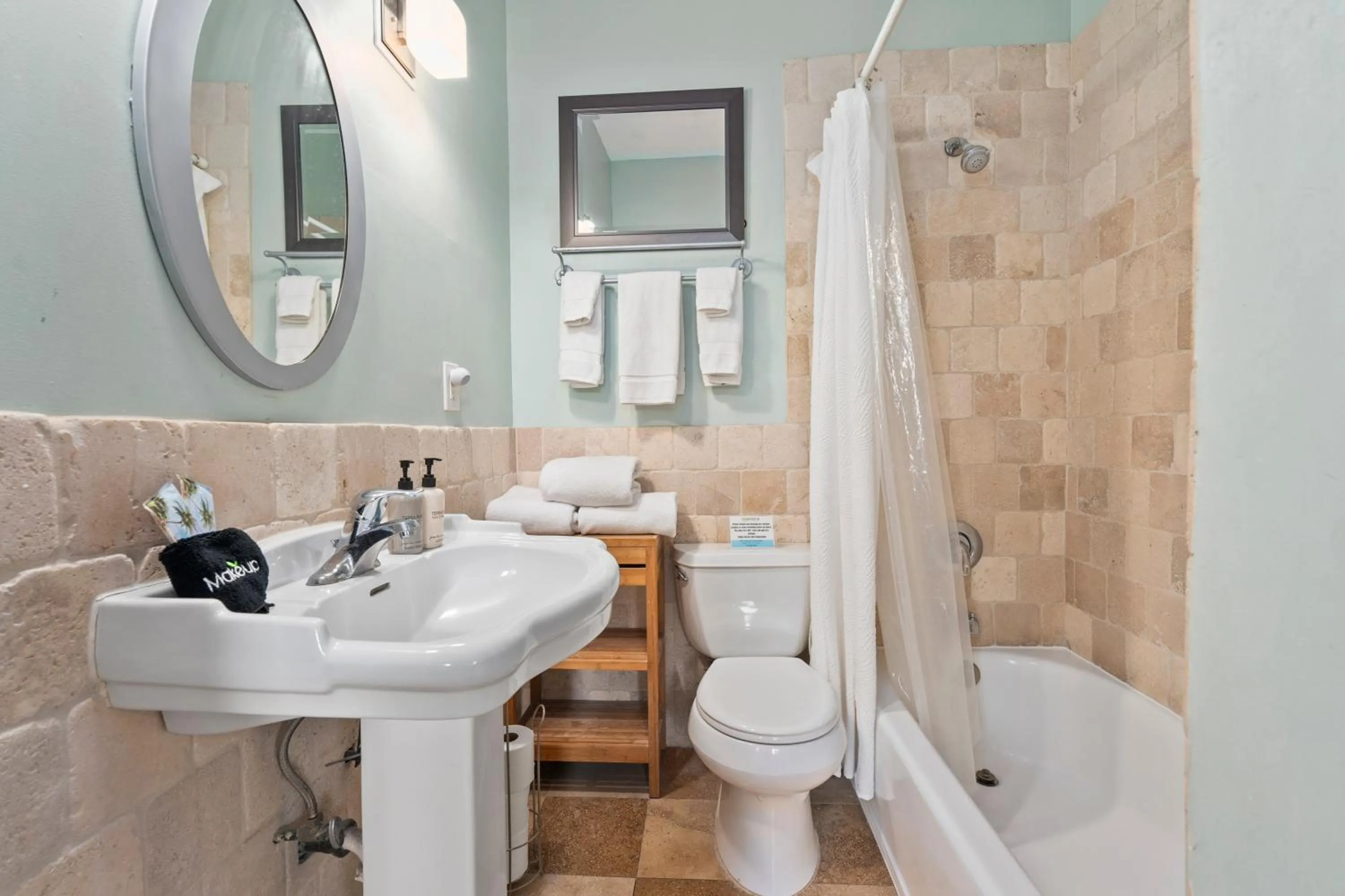 Shower in Old Colorado Inn