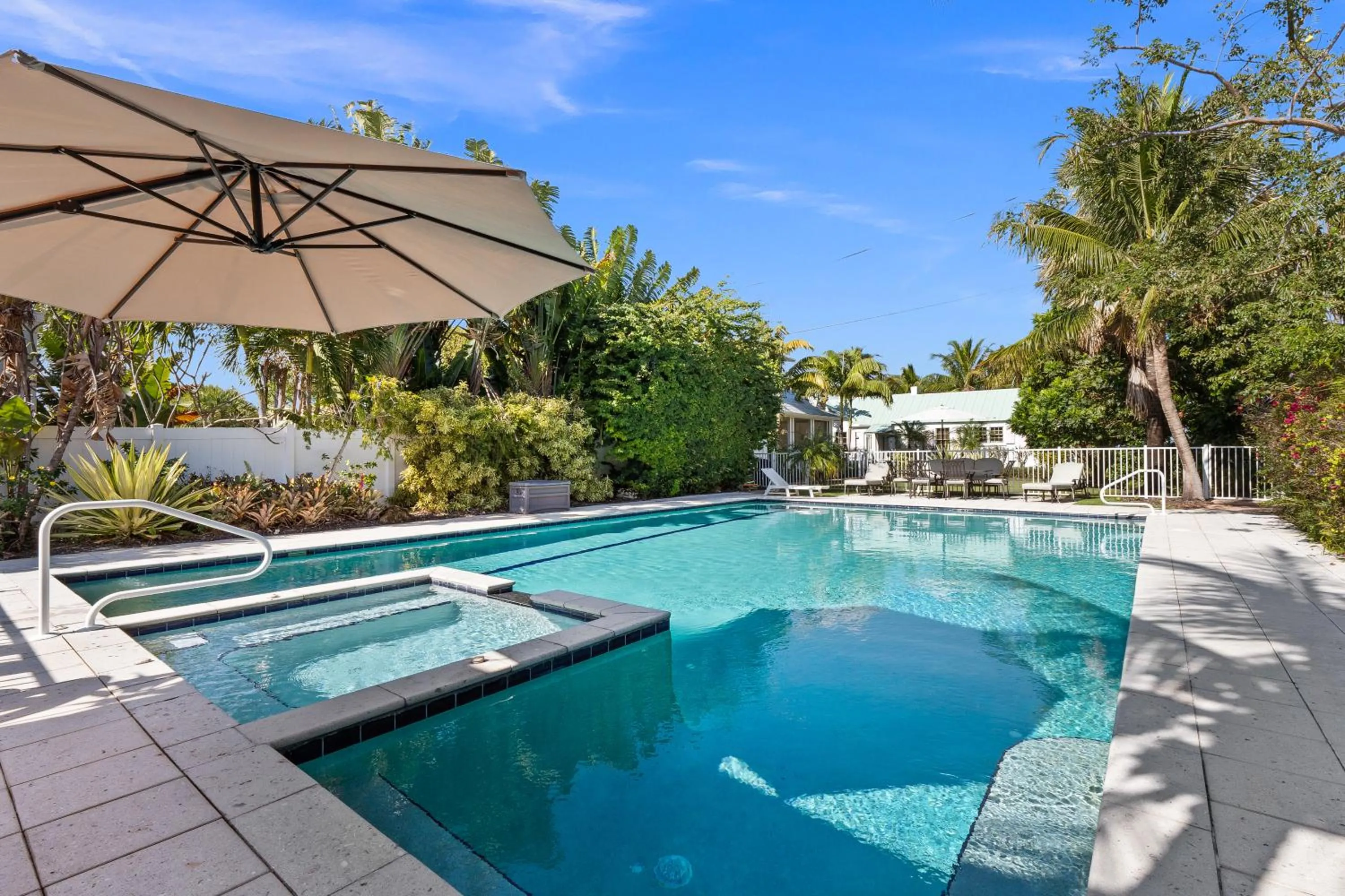 Patio in Old Colorado Inn