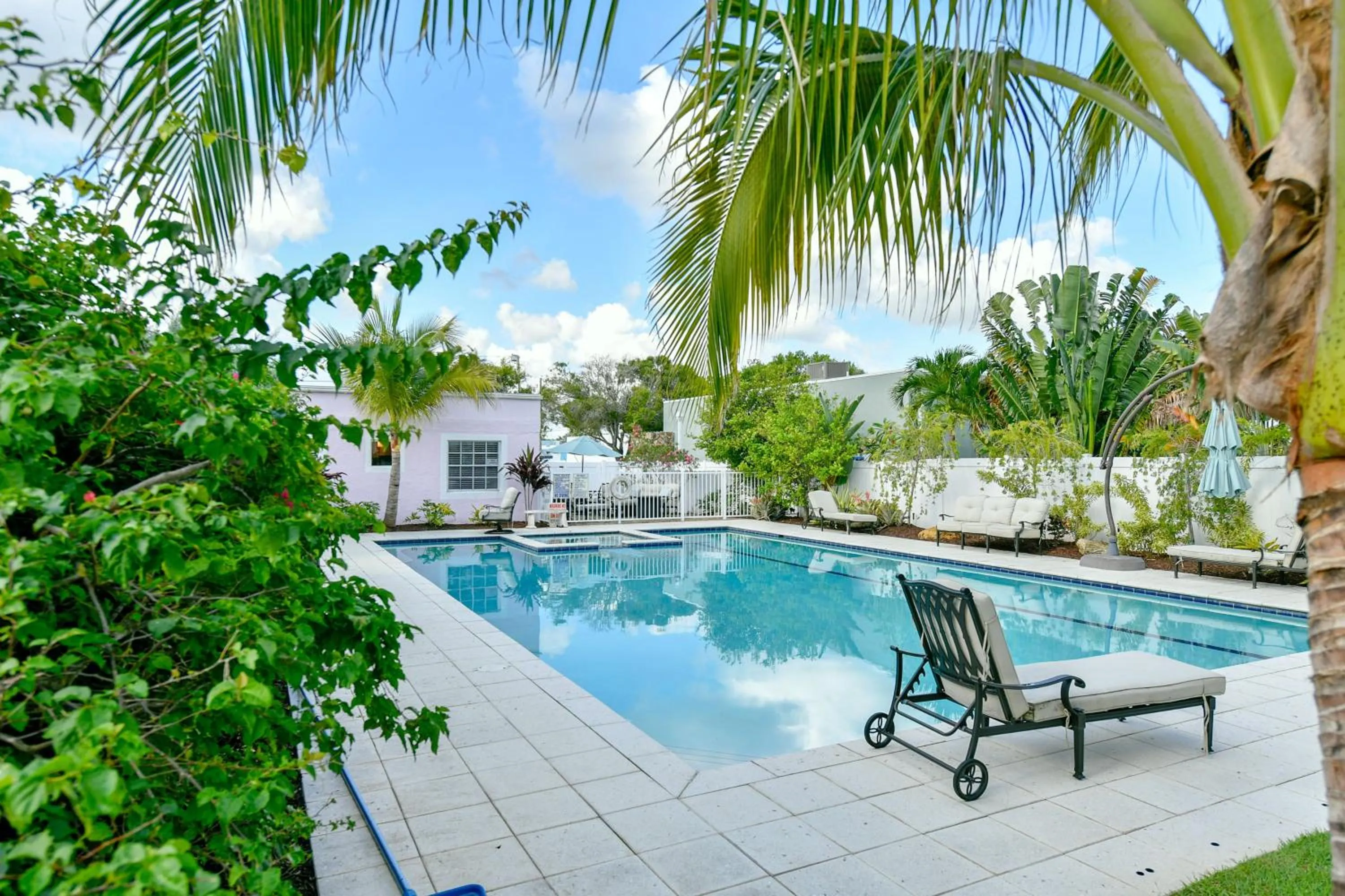 Patio in Old Colorado Inn
