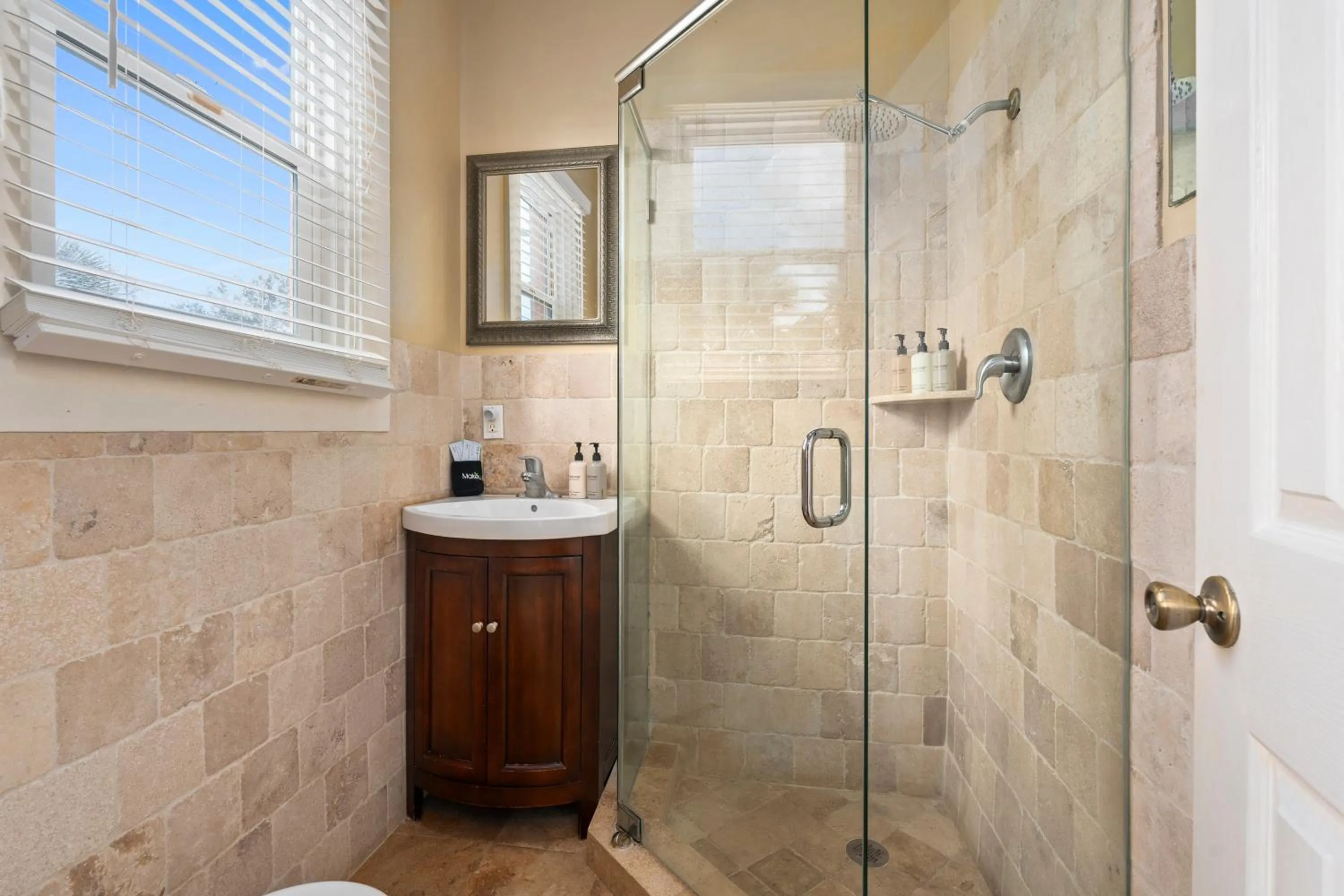 Shower in Old Colorado Inn