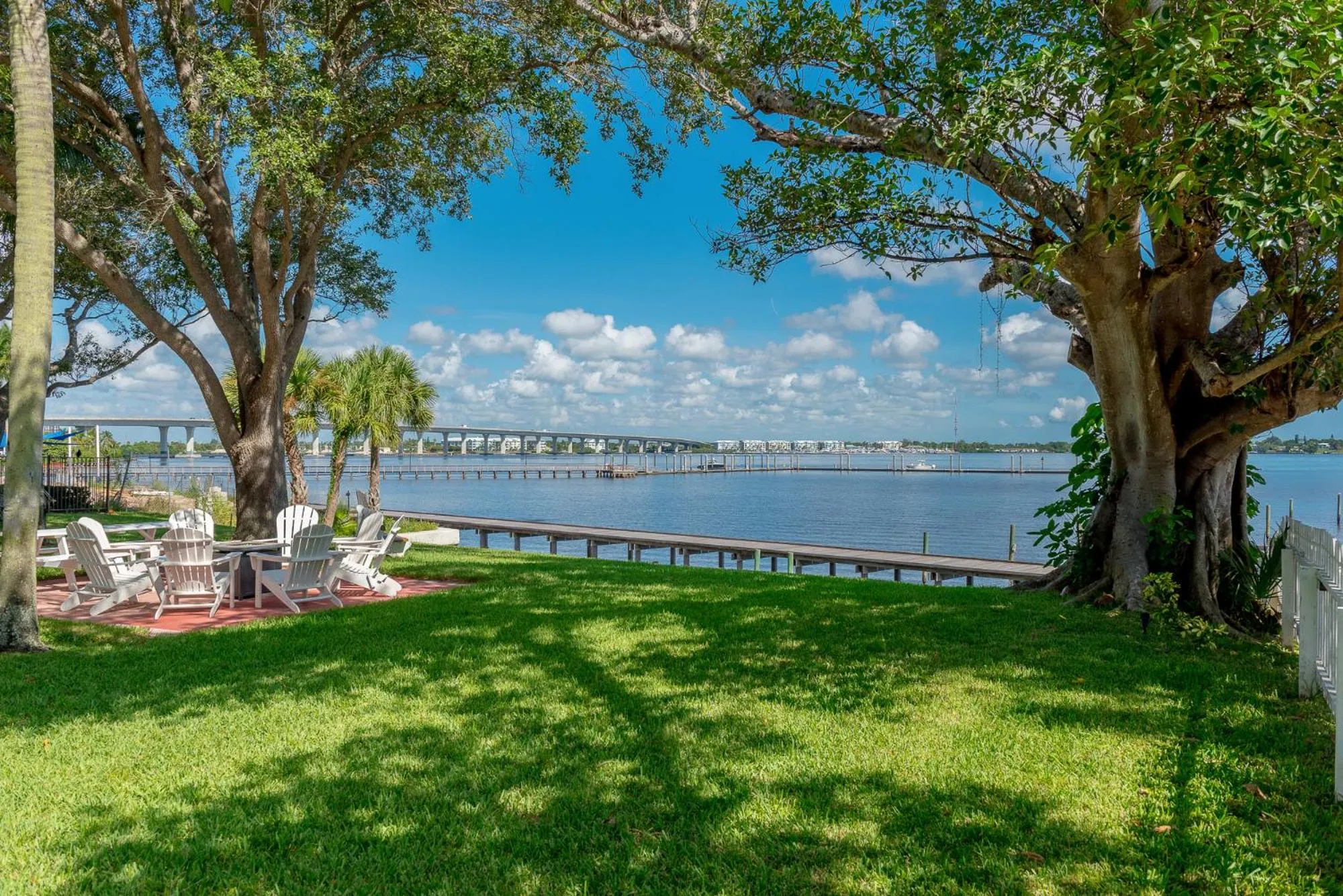 Garden in Old Colorado Inn