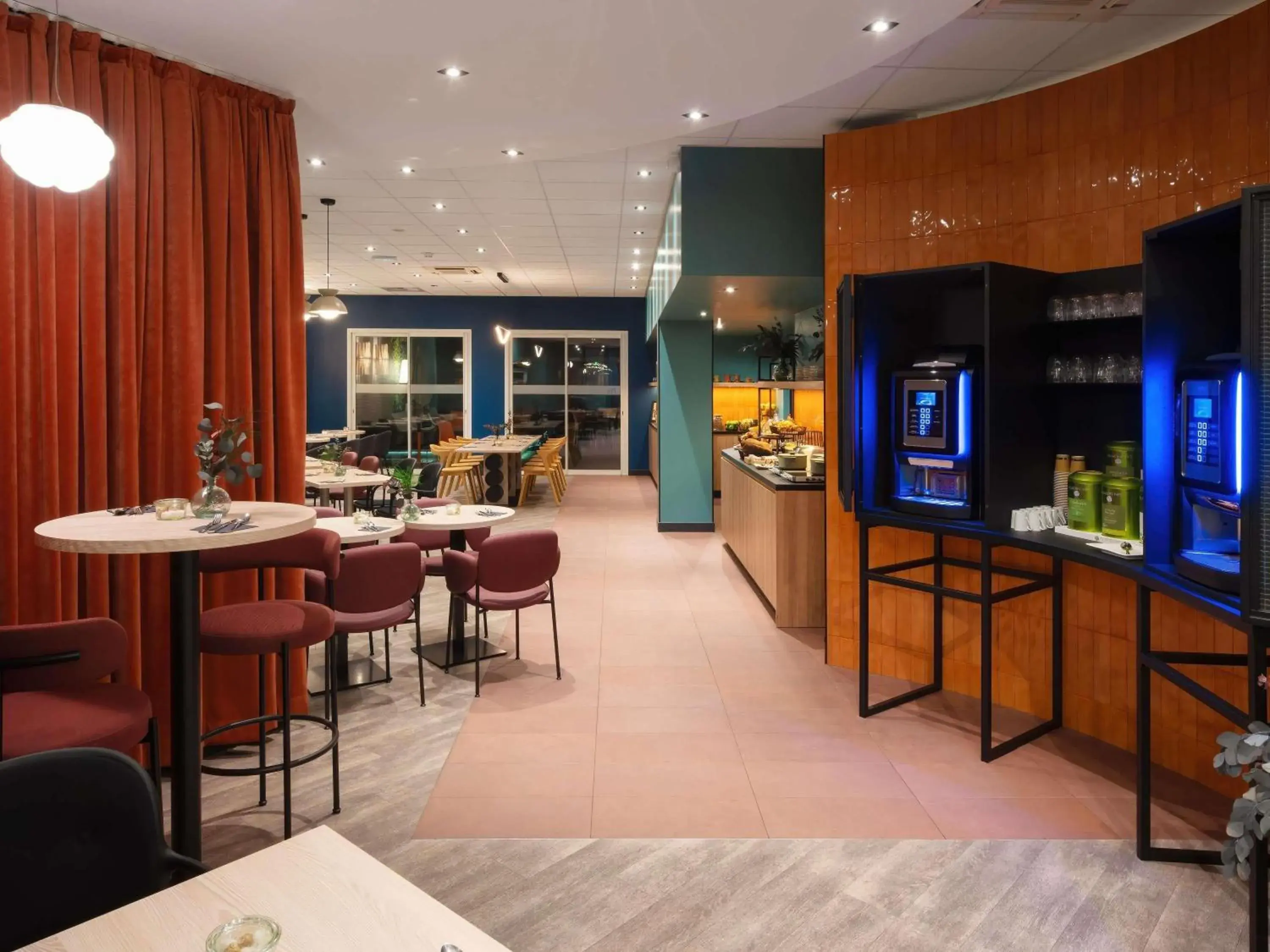 Breakfast in Mercure Libourne Saint Emilion Breakfast in Mercure Libourne Saint Emilion