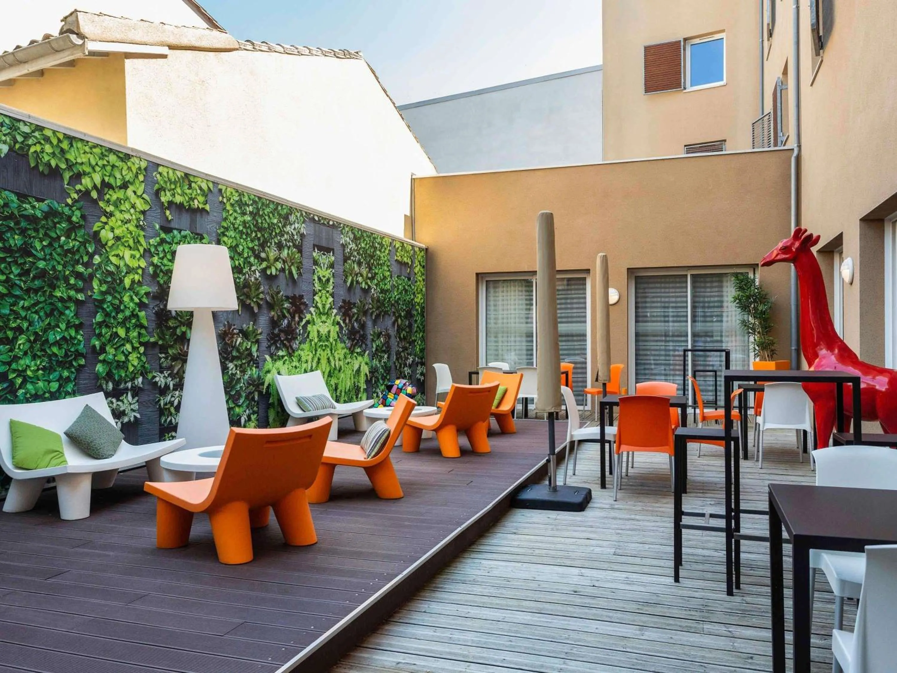 Property building in Mercure Libourne Saint Emilion