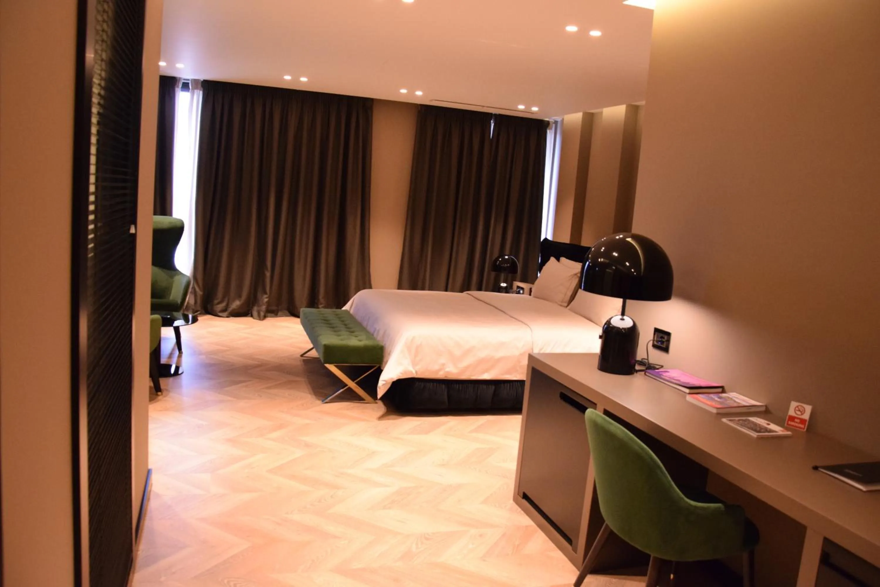 Photo of the whole room, Bed in Hotel Unik