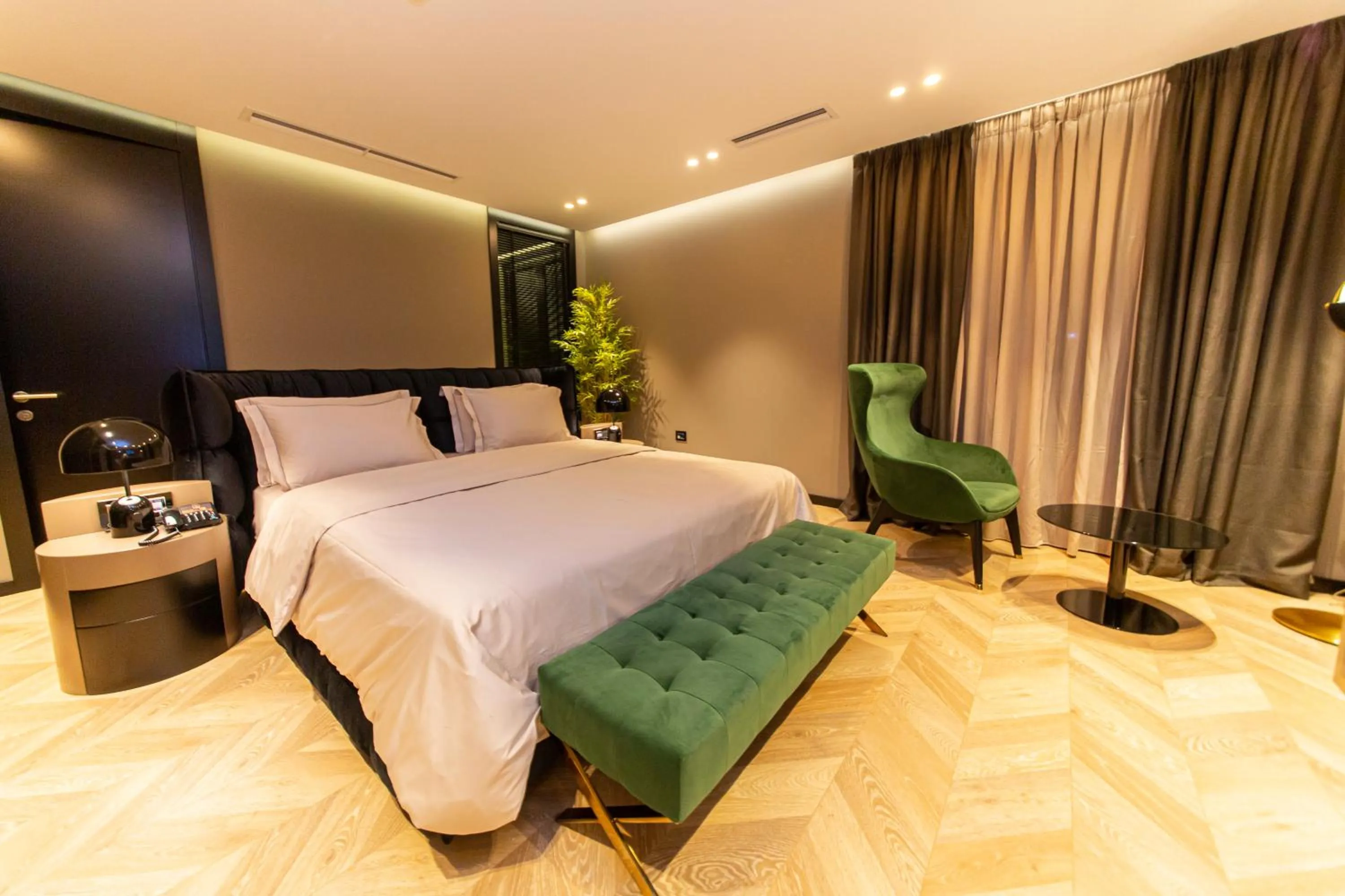 Photo of the whole room, Bed in Hotel Unik