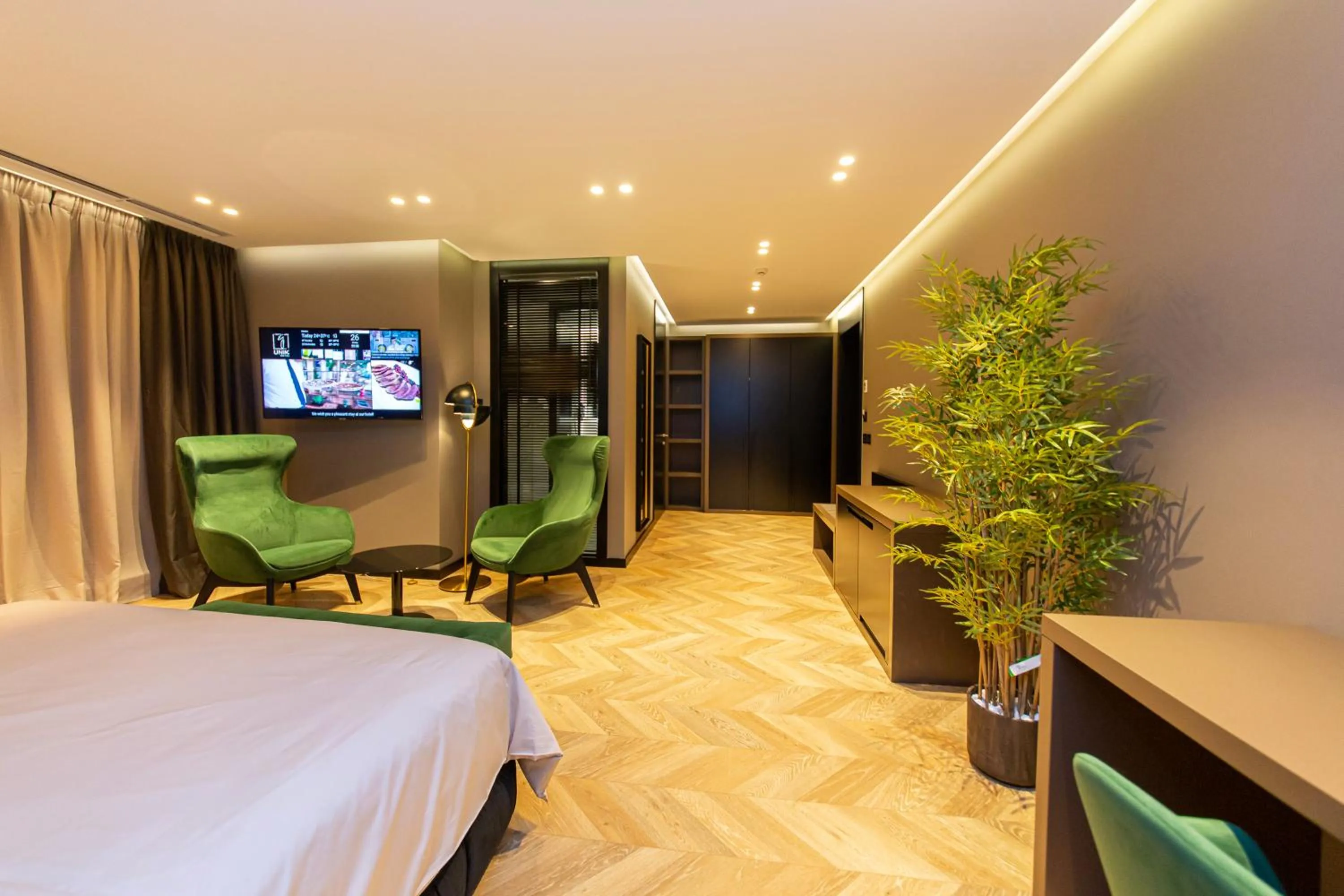 Photo of the whole room, Bed in Hotel Unik