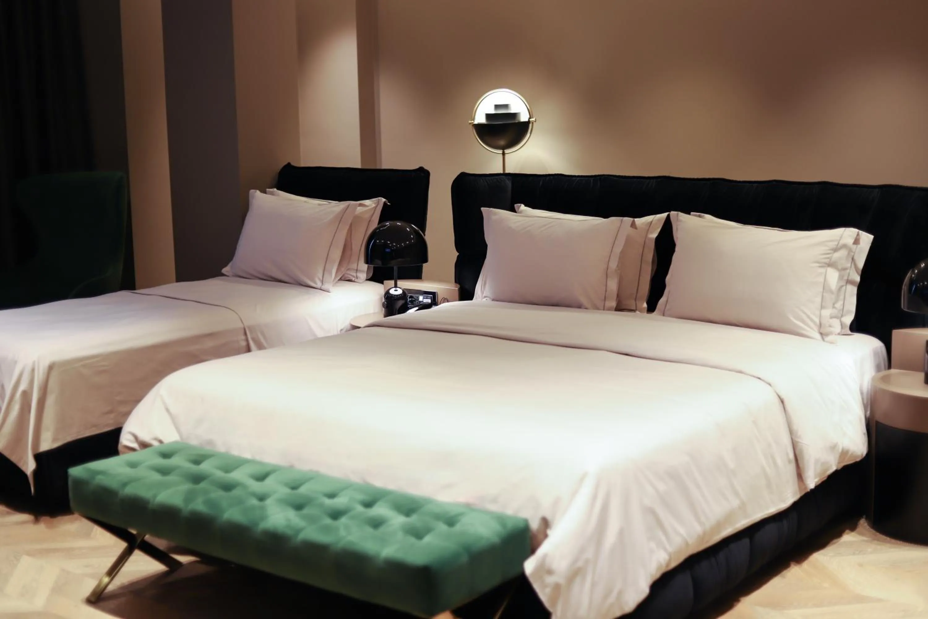 Bedroom, Bed in Hotel Unik