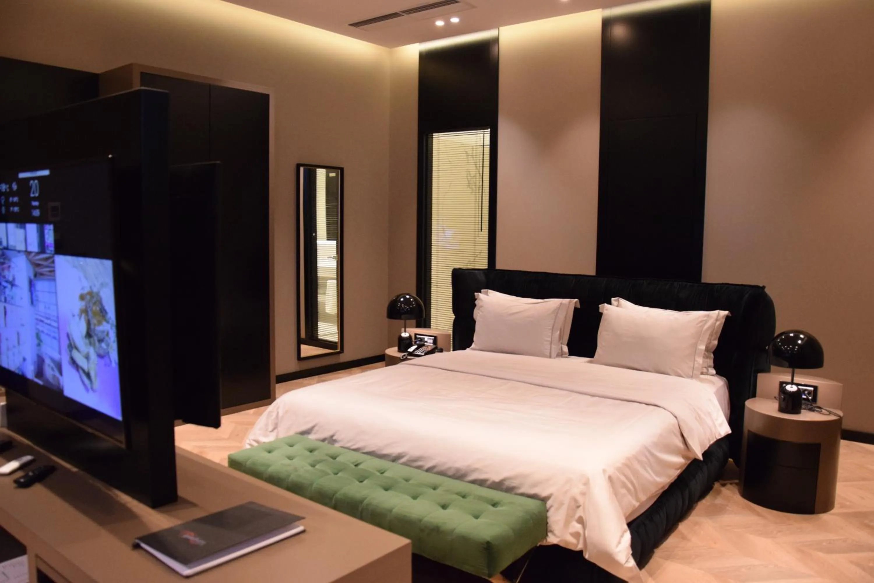 Photo of the whole room, Bed in Hotel Unik