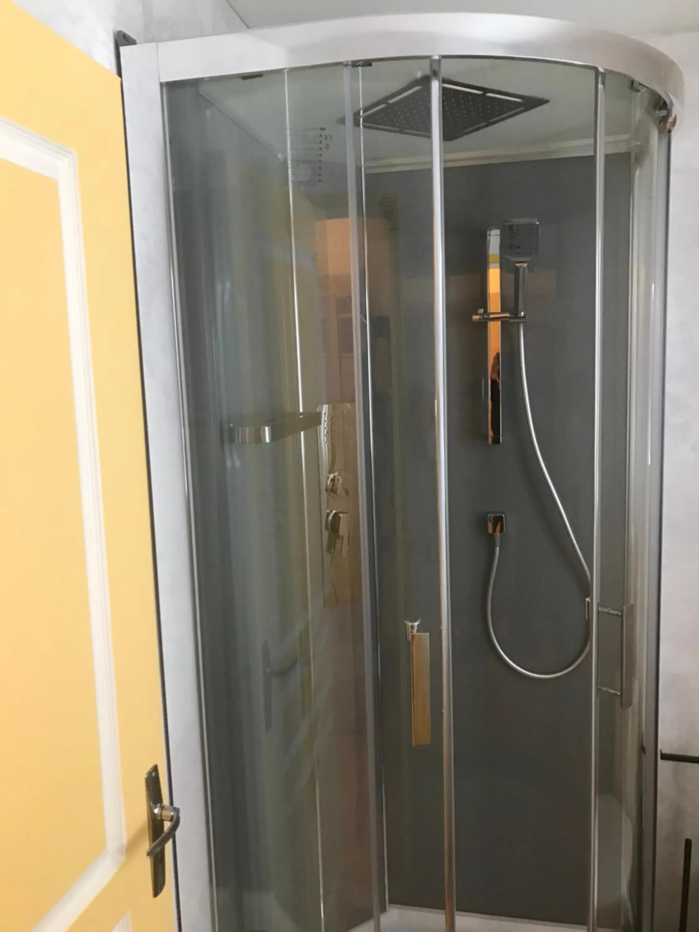 Hotel Couleurs Sud Centre-ville Gare Charleville-Mézières