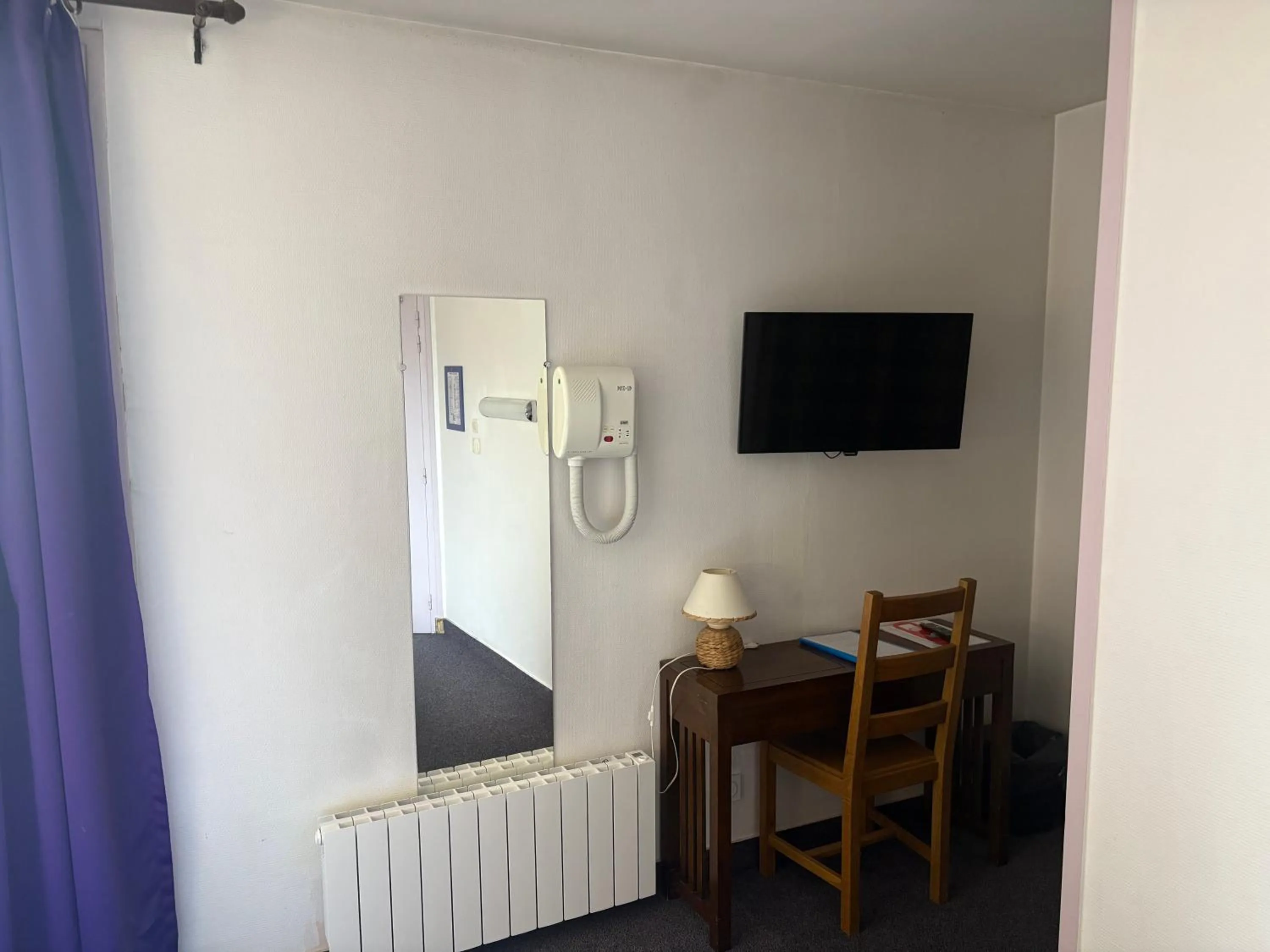 Hotel Couleurs Sud Centre-ville Gare Charleville-Mézières