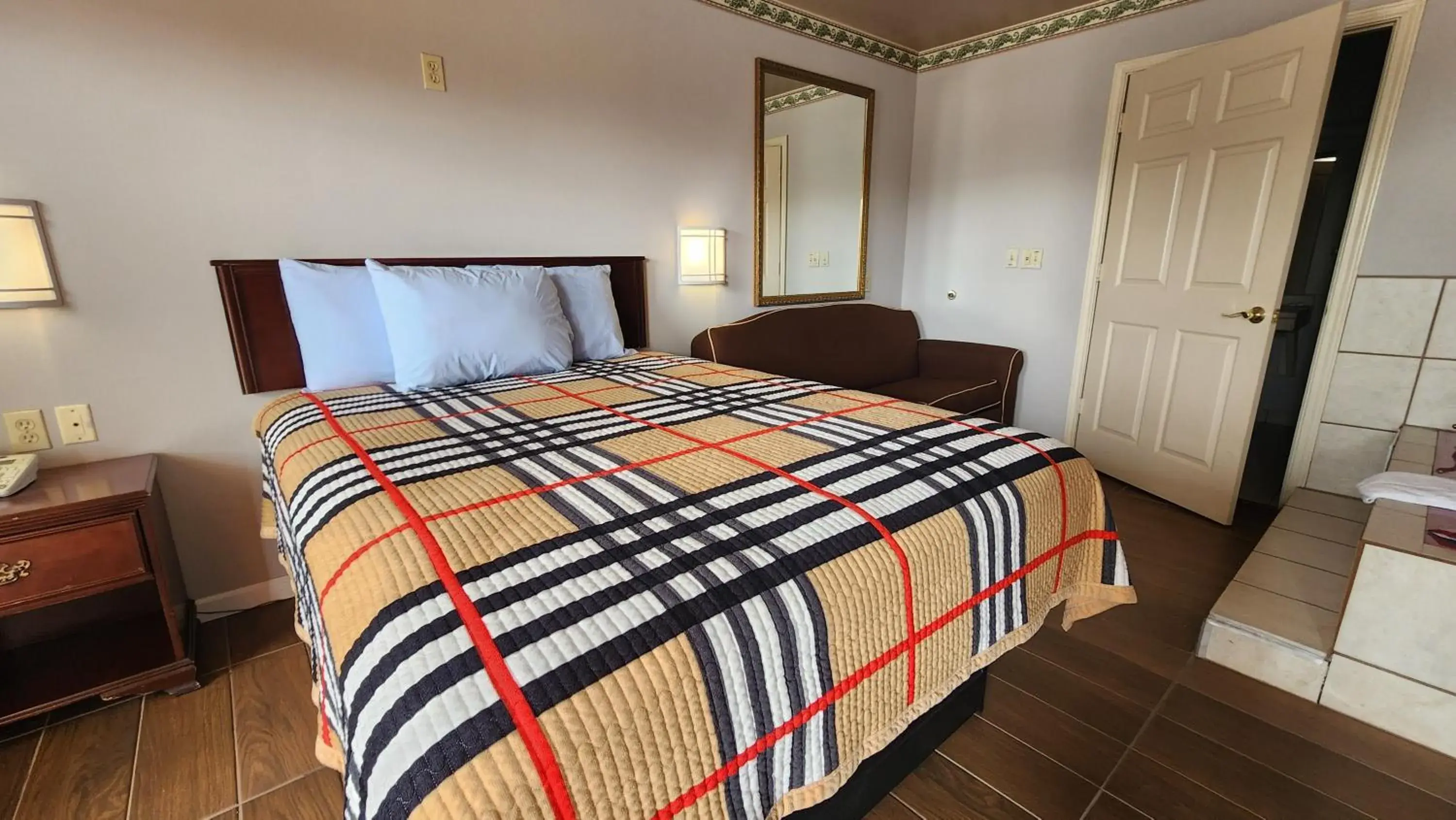 Bedroom, Bed in Benbrook Inn & Suites Bedroom, Bed in Benbrook Inn & Suites