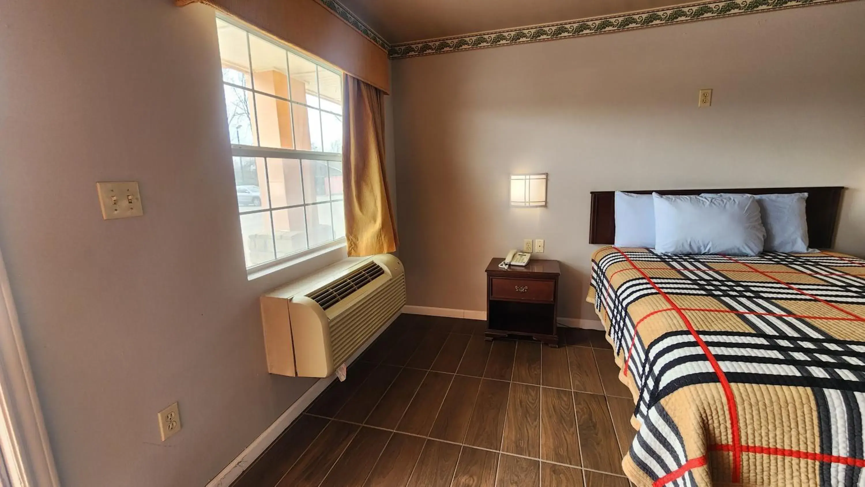 Bedroom, Bed in Benbrook Inn & Suites Bedroom, Bed in Benbrook Inn & Suites