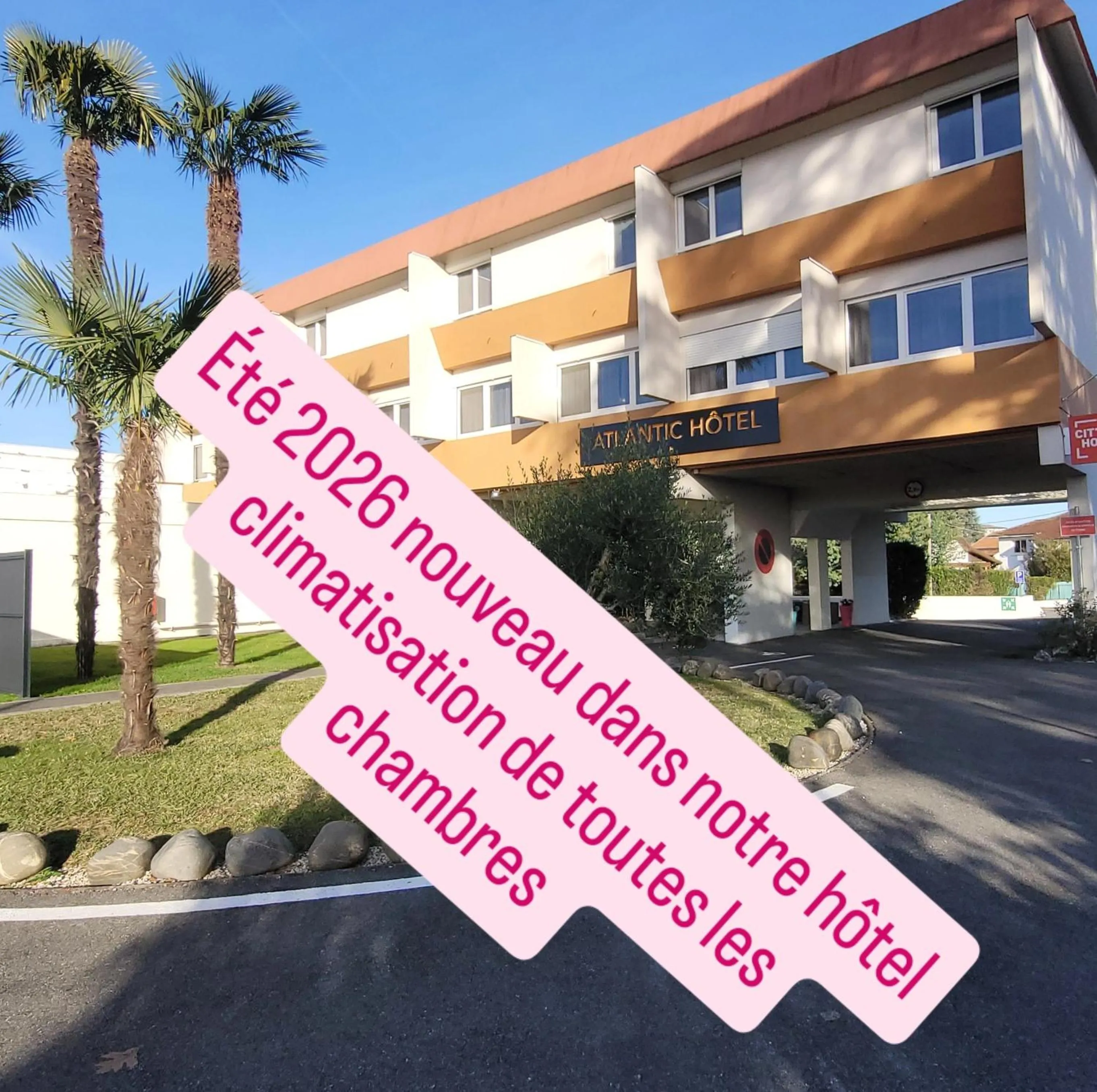 Property building in Atlantic Hôtel