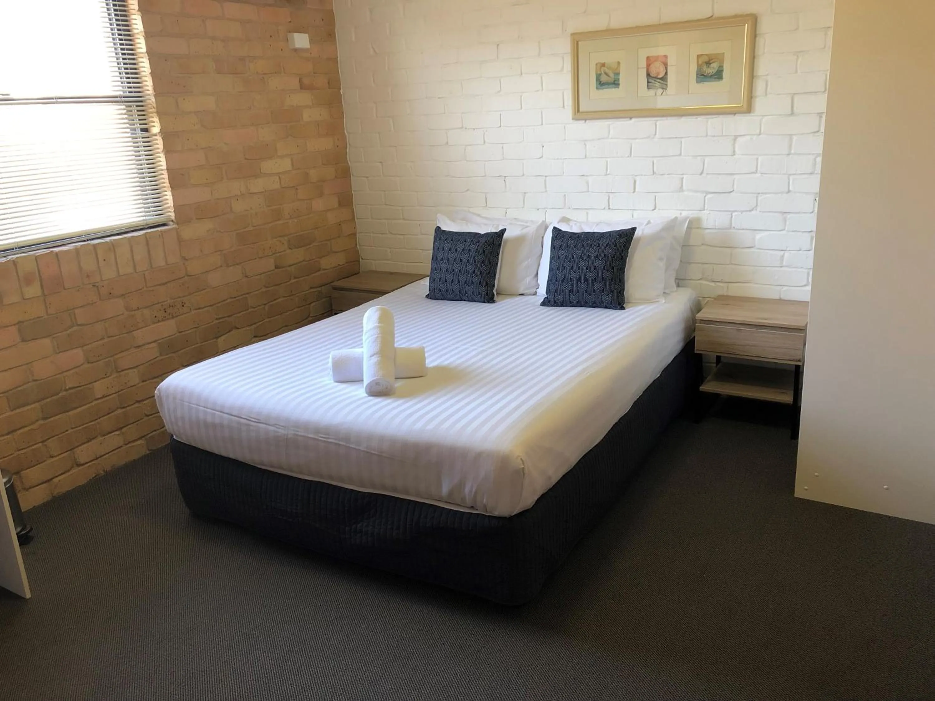 Bed in Hanbury Lodge