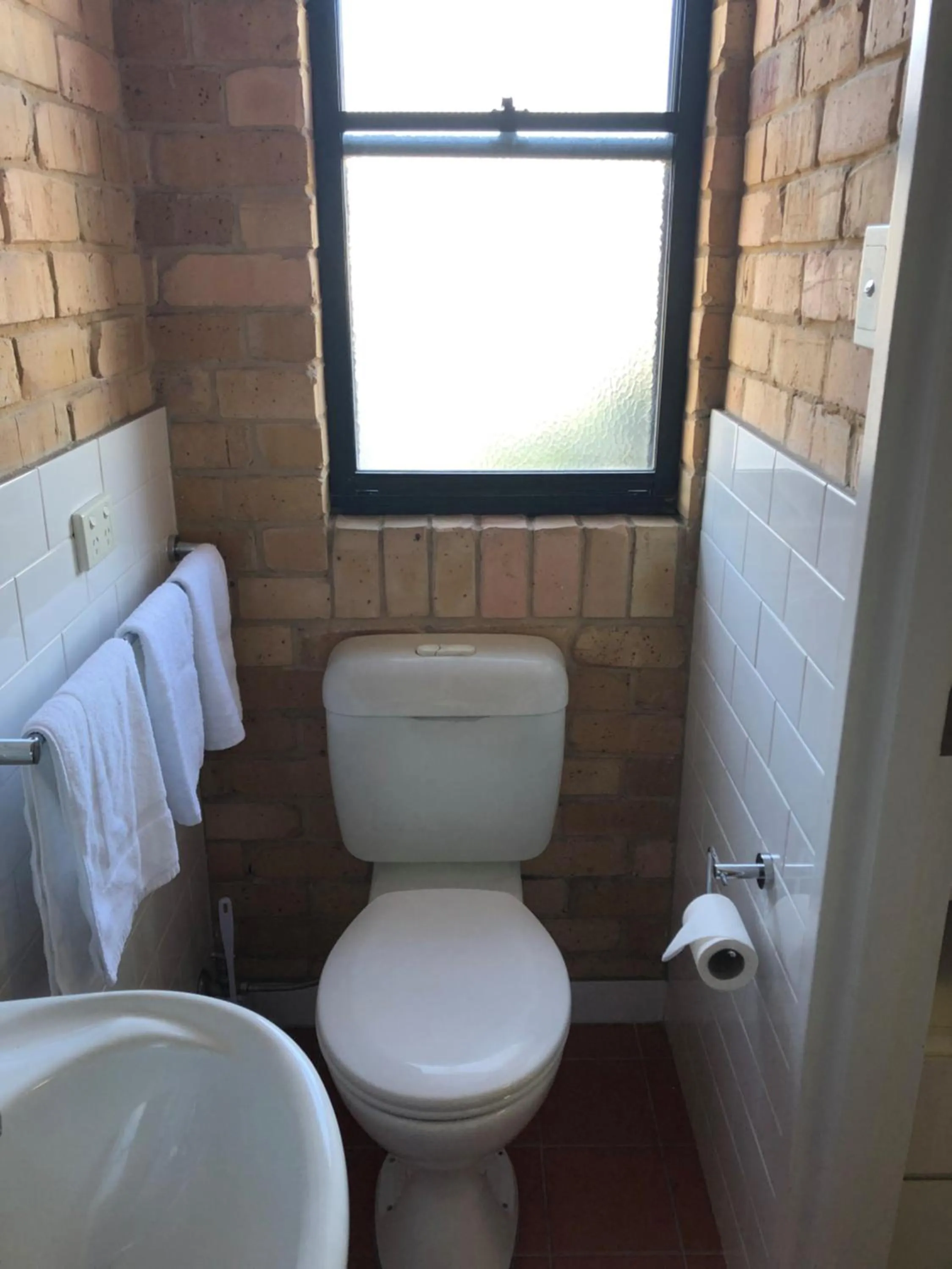 Toilet in Hanbury Lodge