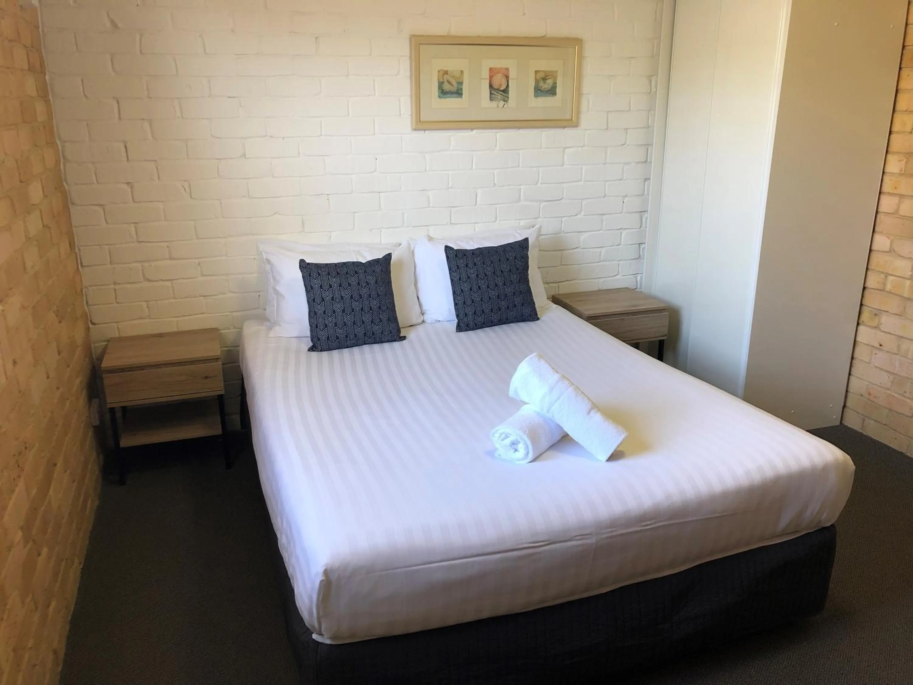 Bed in Hanbury Lodge