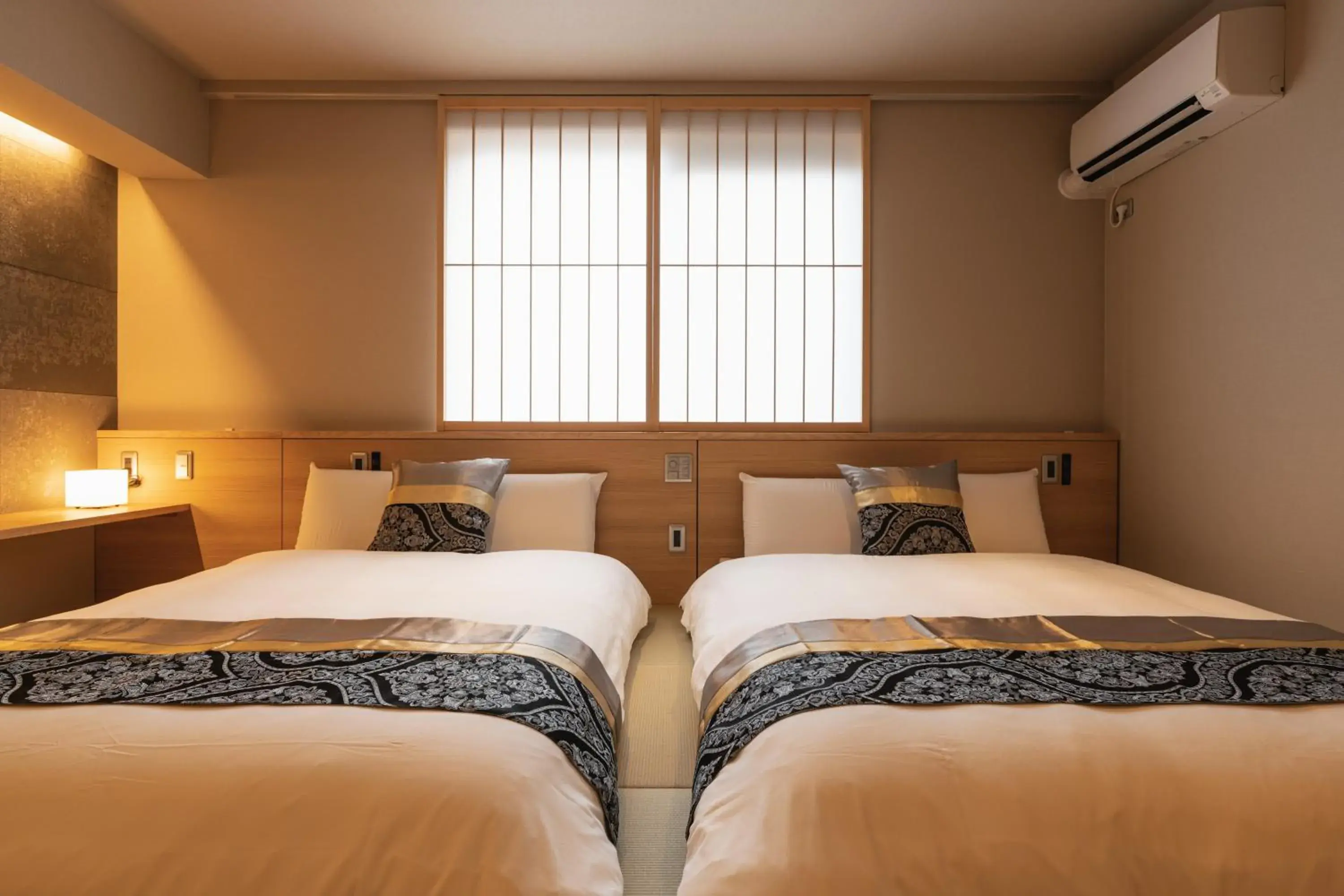 Bedroom, Bed in GRAND BASE Iolani Bedroom, Bed in GRAND BASE Iolani