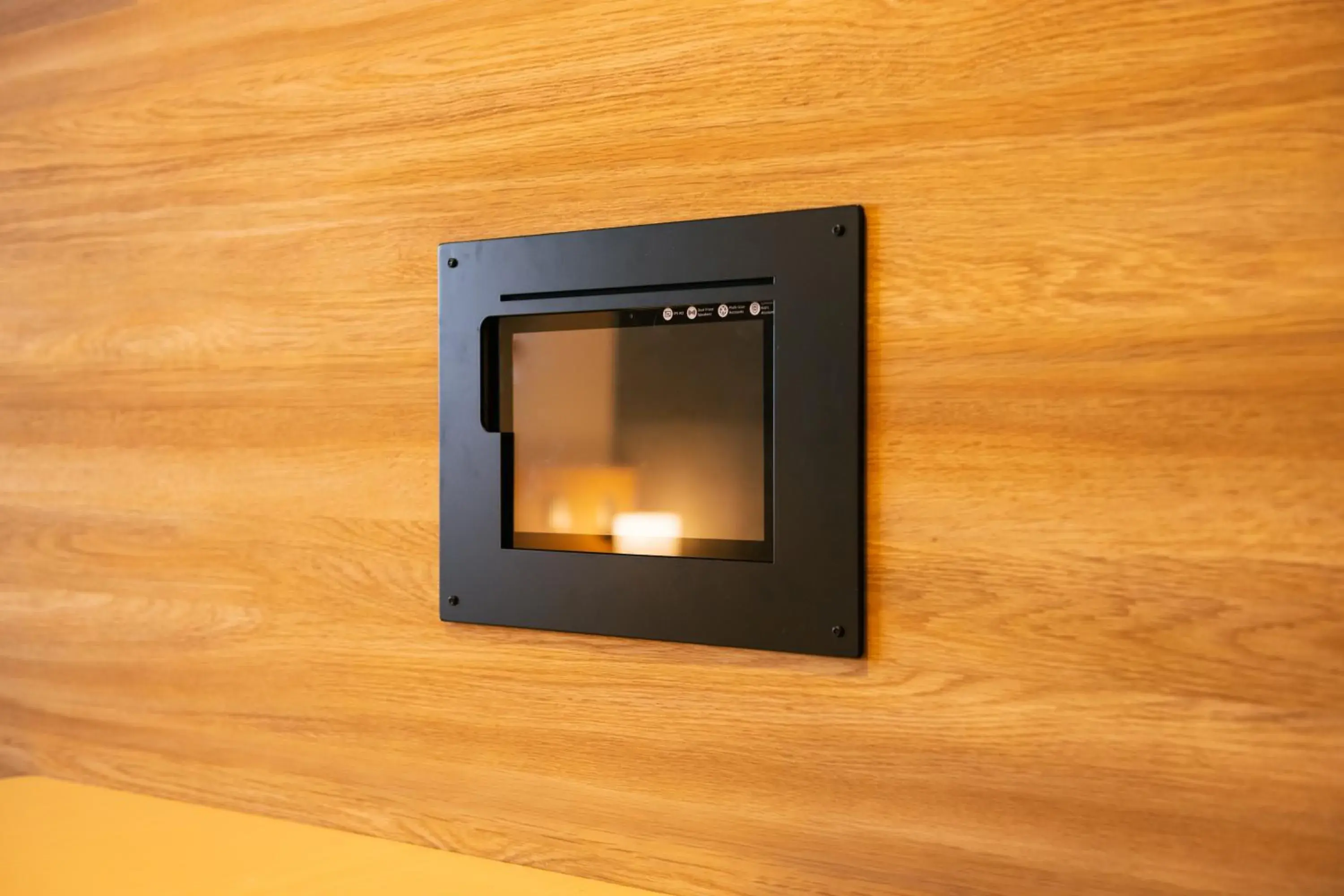 TV and multimedia in GRAND BASE Iolani TV and multimedia in GRAND BASE Iolani