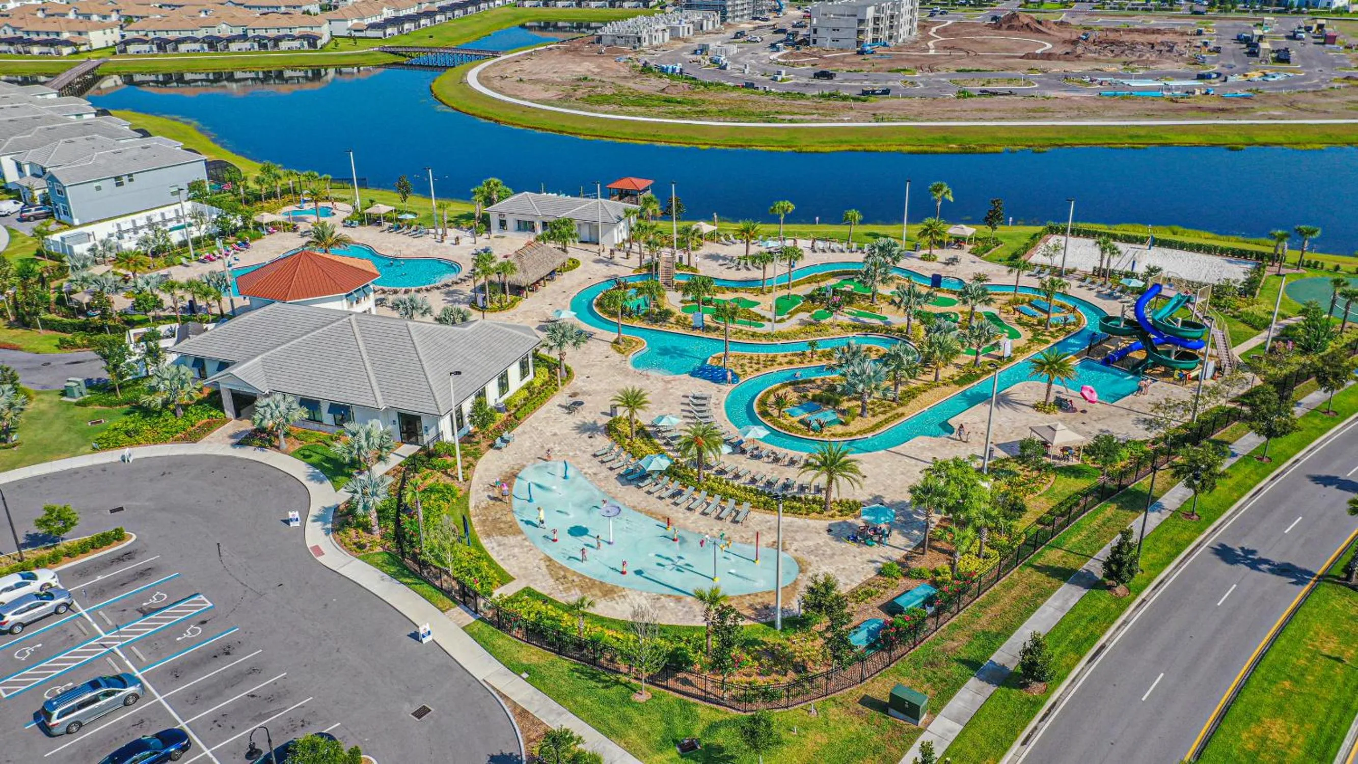 Bird's eye view in Only 5 Miles from Disney! Free Water Park! 2 Bed, 2 Bath Condo, Sleeps 8