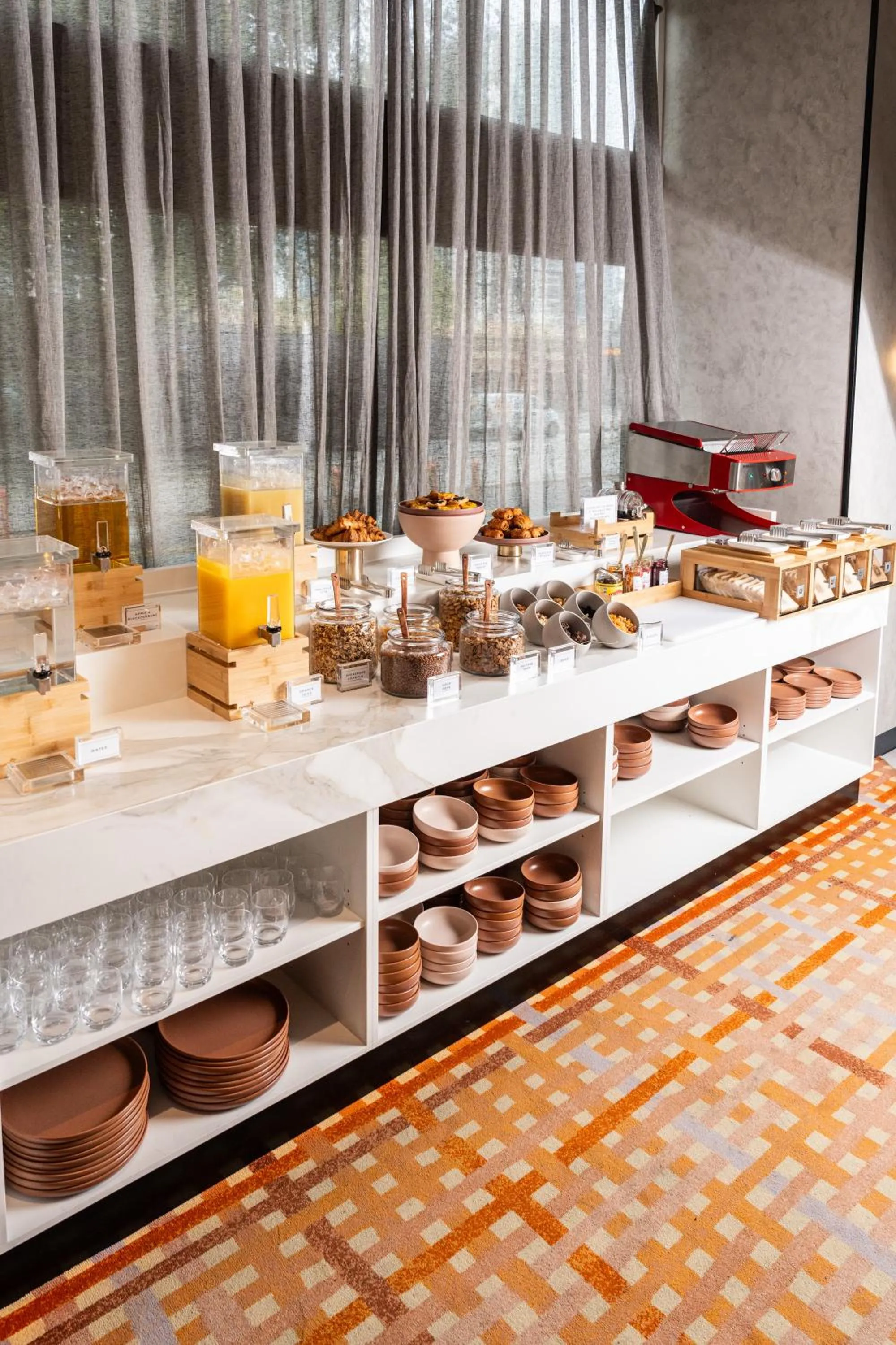 Restaurant/places to eat in Vibe Hotel Melbourne