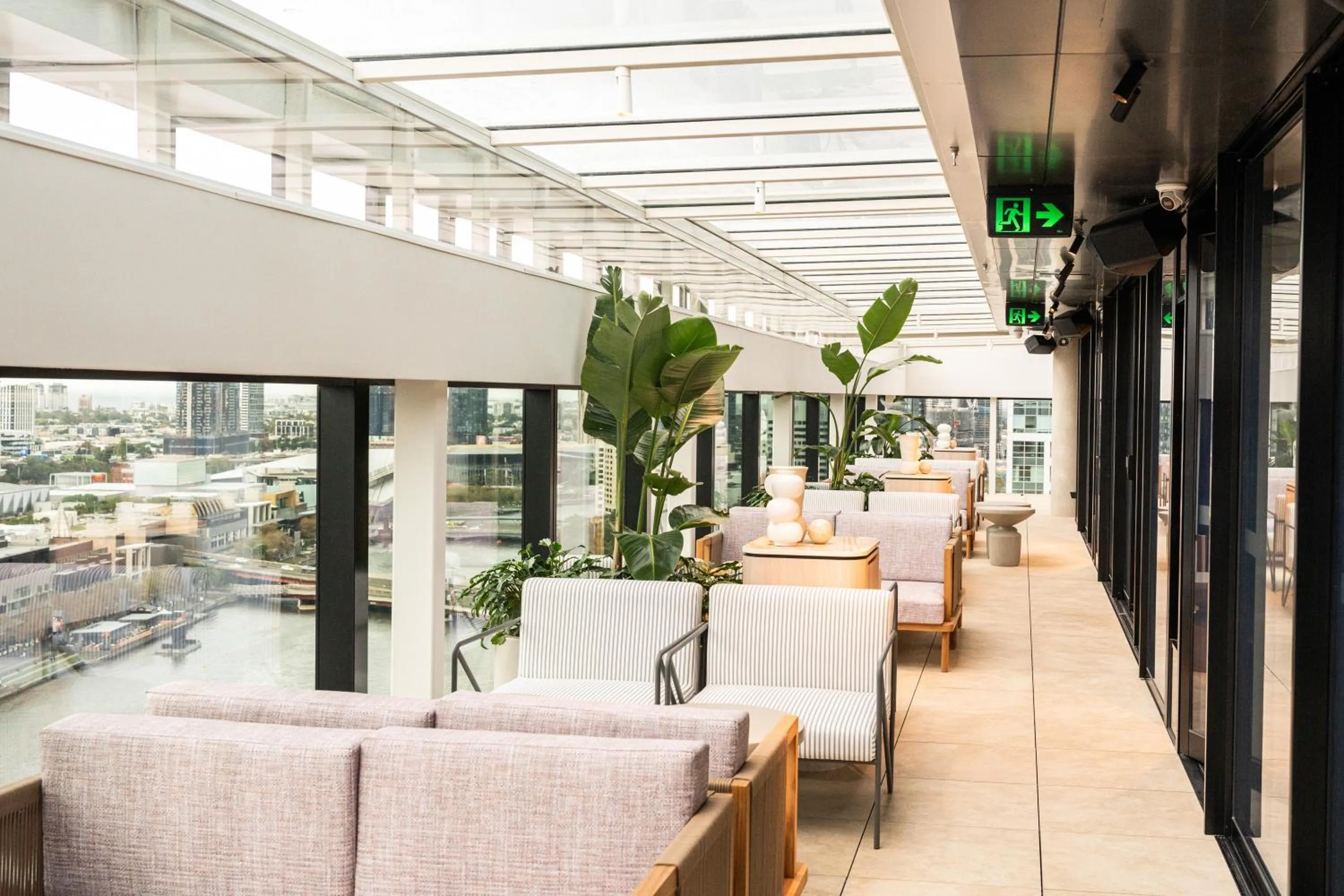 Restaurant/places to eat in Vibe Hotel Melbourne