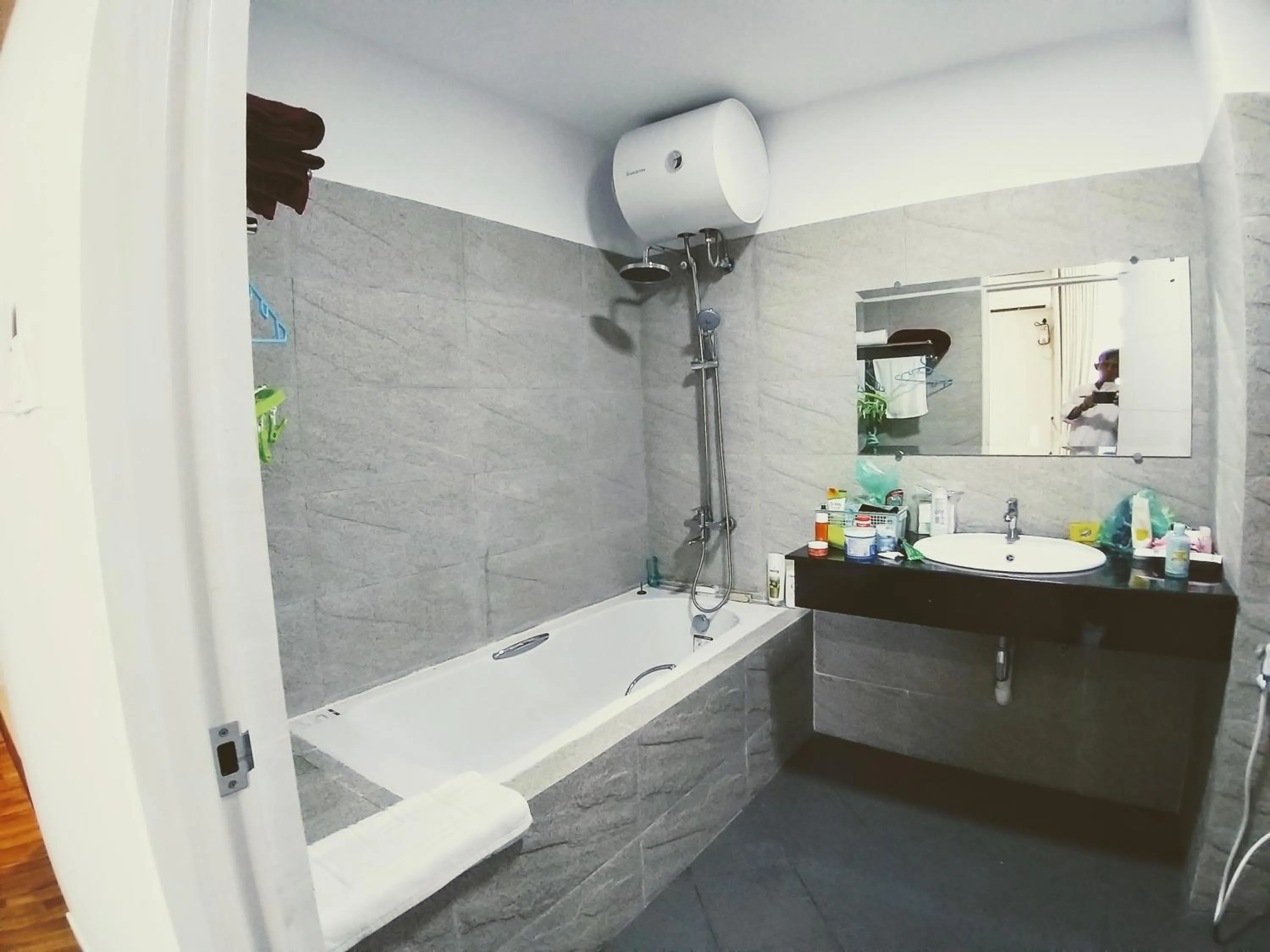Bathroom in Myanandar Residence & Hotel