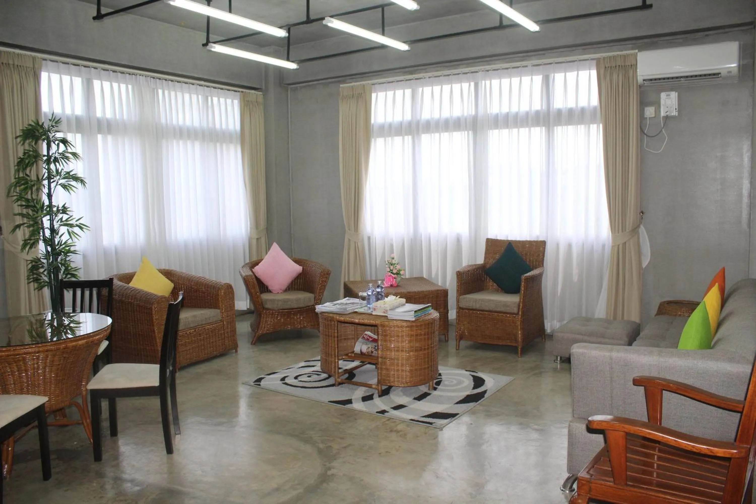 Myanandar Residence & Hotel