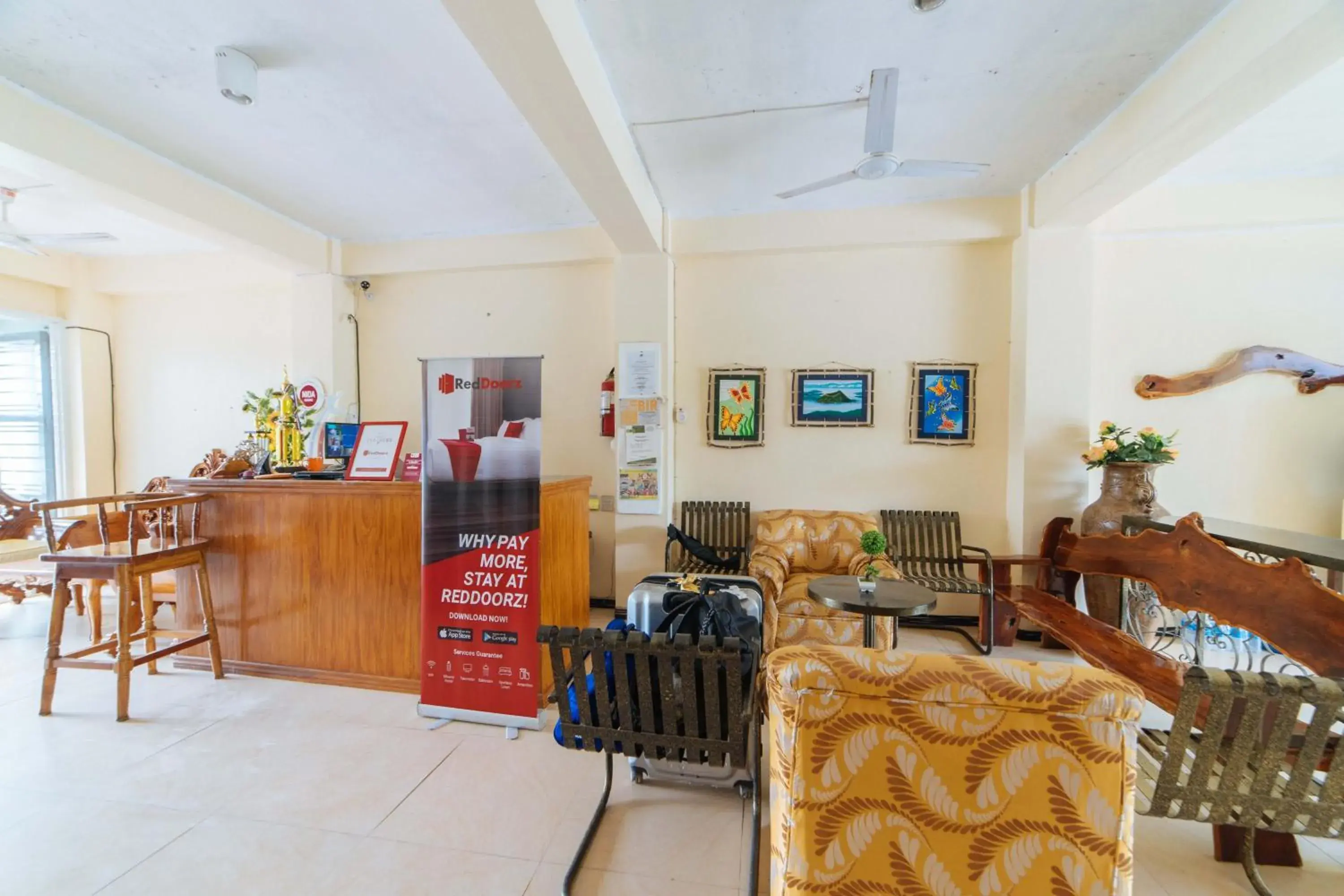 Lobby or reception in RedDoorz @ Old Buswang Road Lobby or reception in RedDoorz @ Old Buswang Road