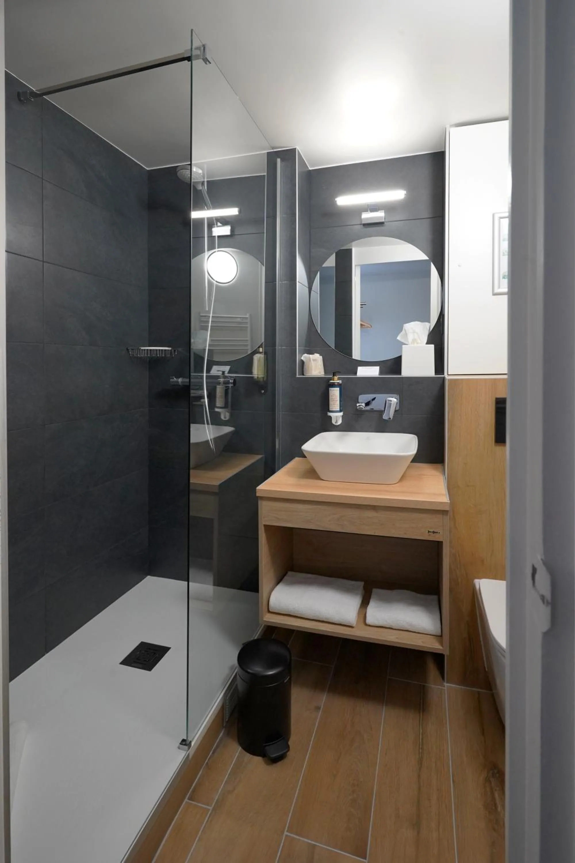 Bathroom in Best Western The Hotel Versailles