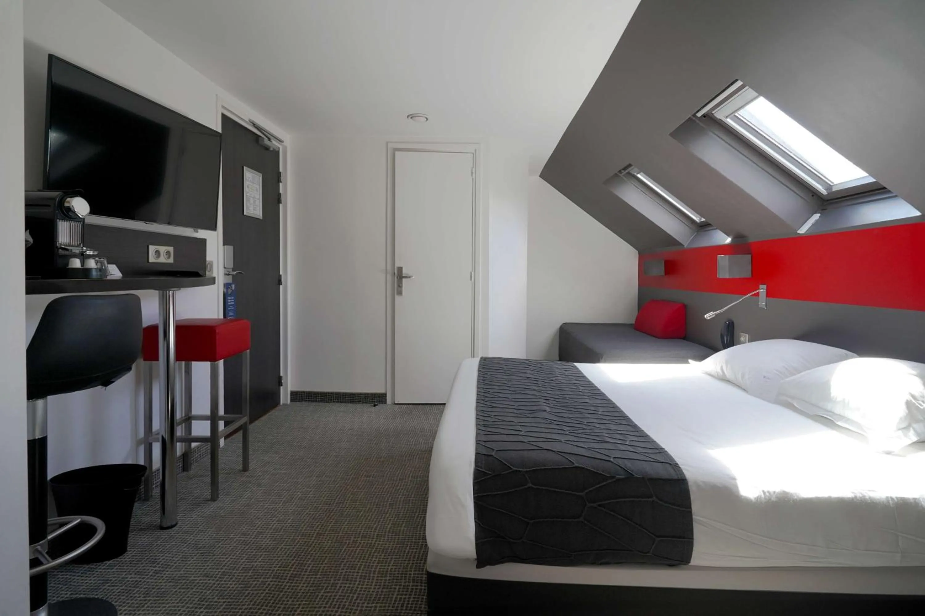 Bedroom, Bed in Best Western The Hotel Versailles