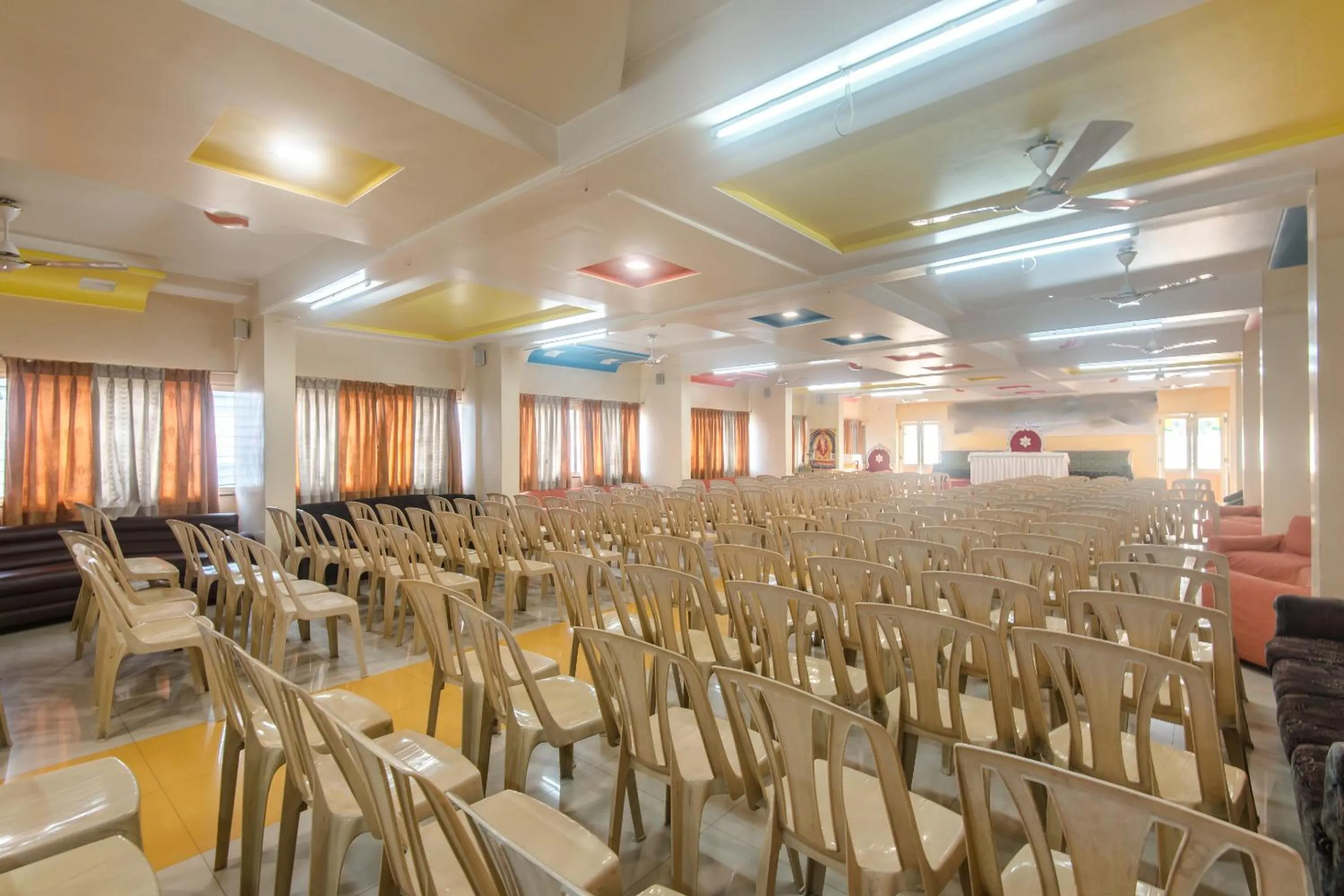 Hotel Sai Country Inn by Shantikamal