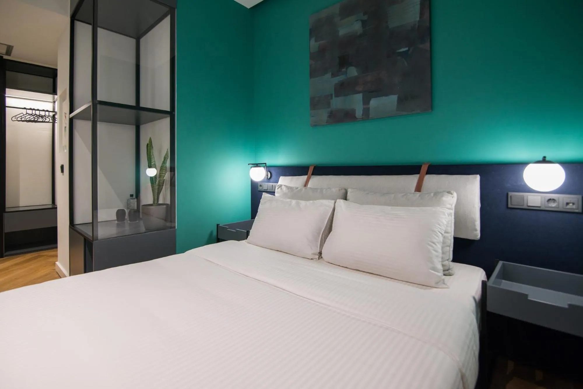 Bed in Ederlezi Zoubourlou Aparthotel