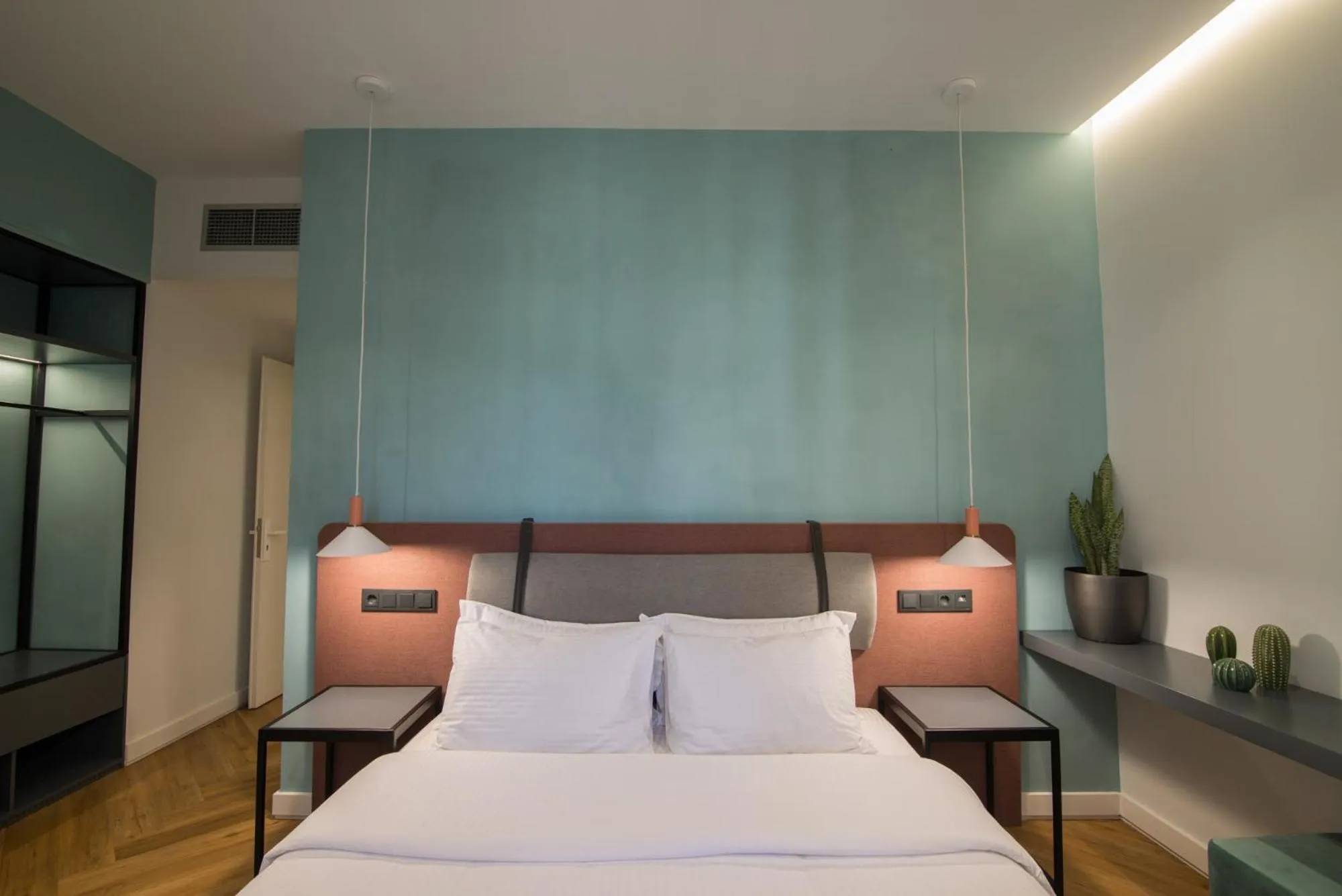 Bed in Ederlezi Zoubourlou Aparthotel