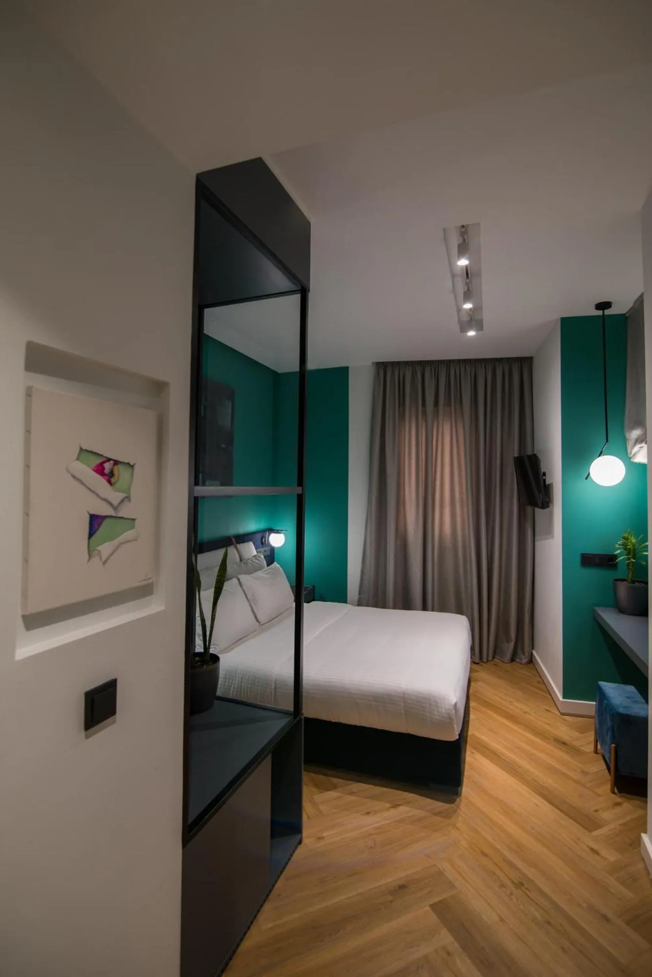 Bed in Ederlezi Zoubourlou Aparthotel