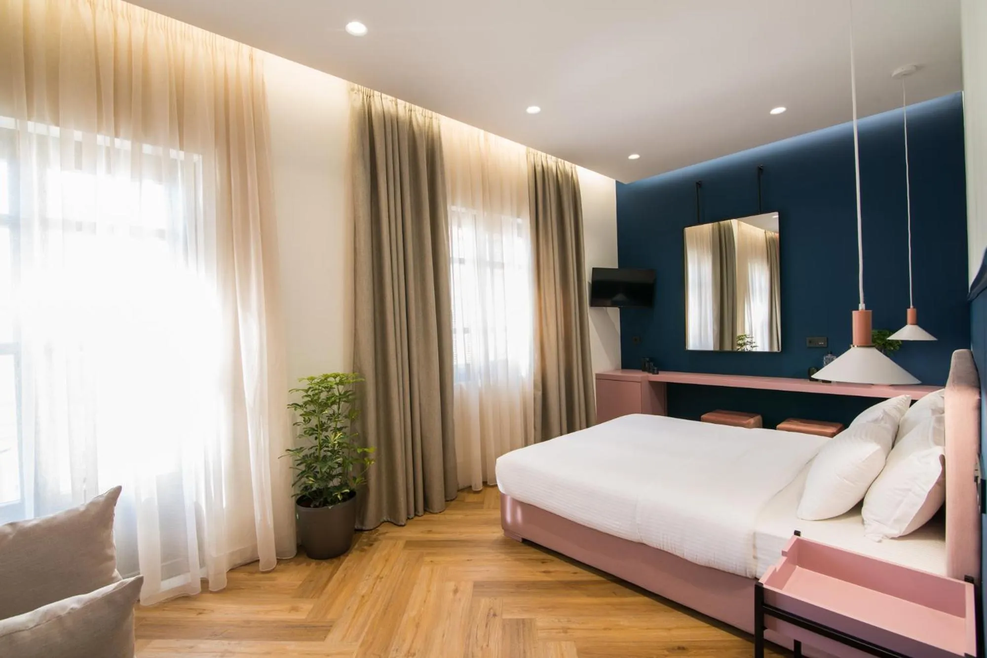 Bed in Ederlezi Zoubourlou Aparthotel