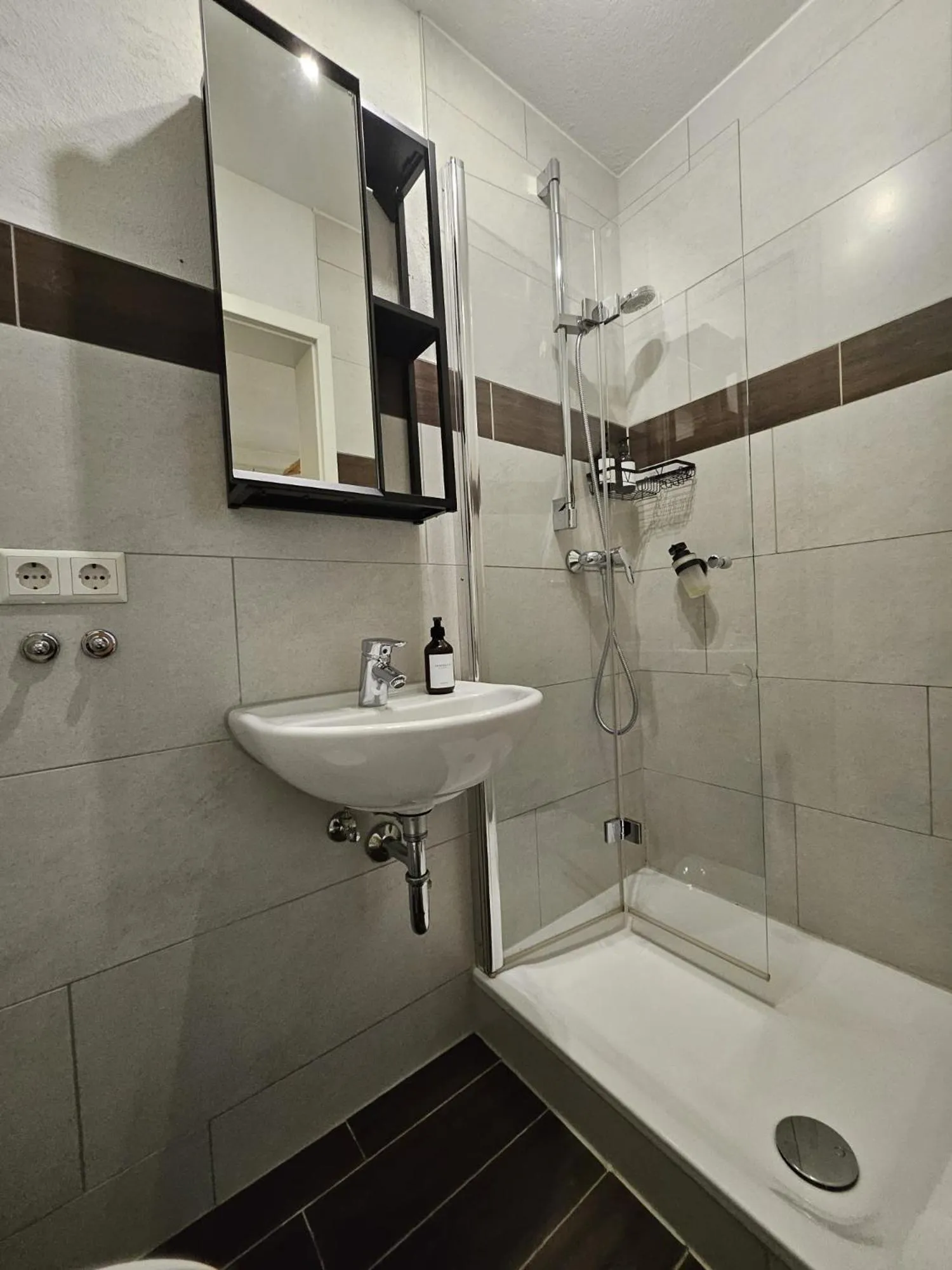 Shower in Sali Homes - GaesteHaus Lamm Obersulm