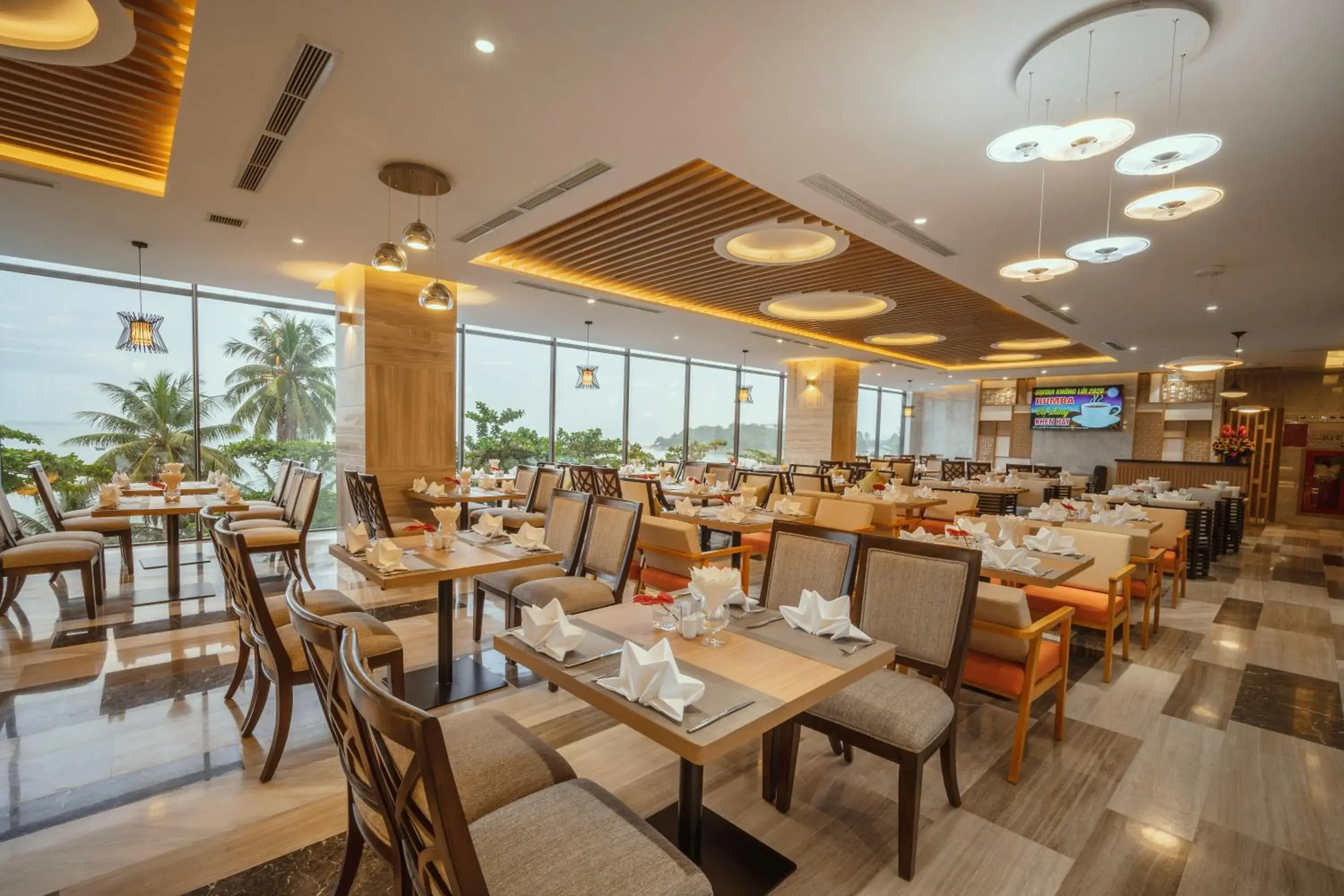 Restaurant/places to eat in Navada Beach Hotel Restaurant/places to eat in Navada Beach Hotel