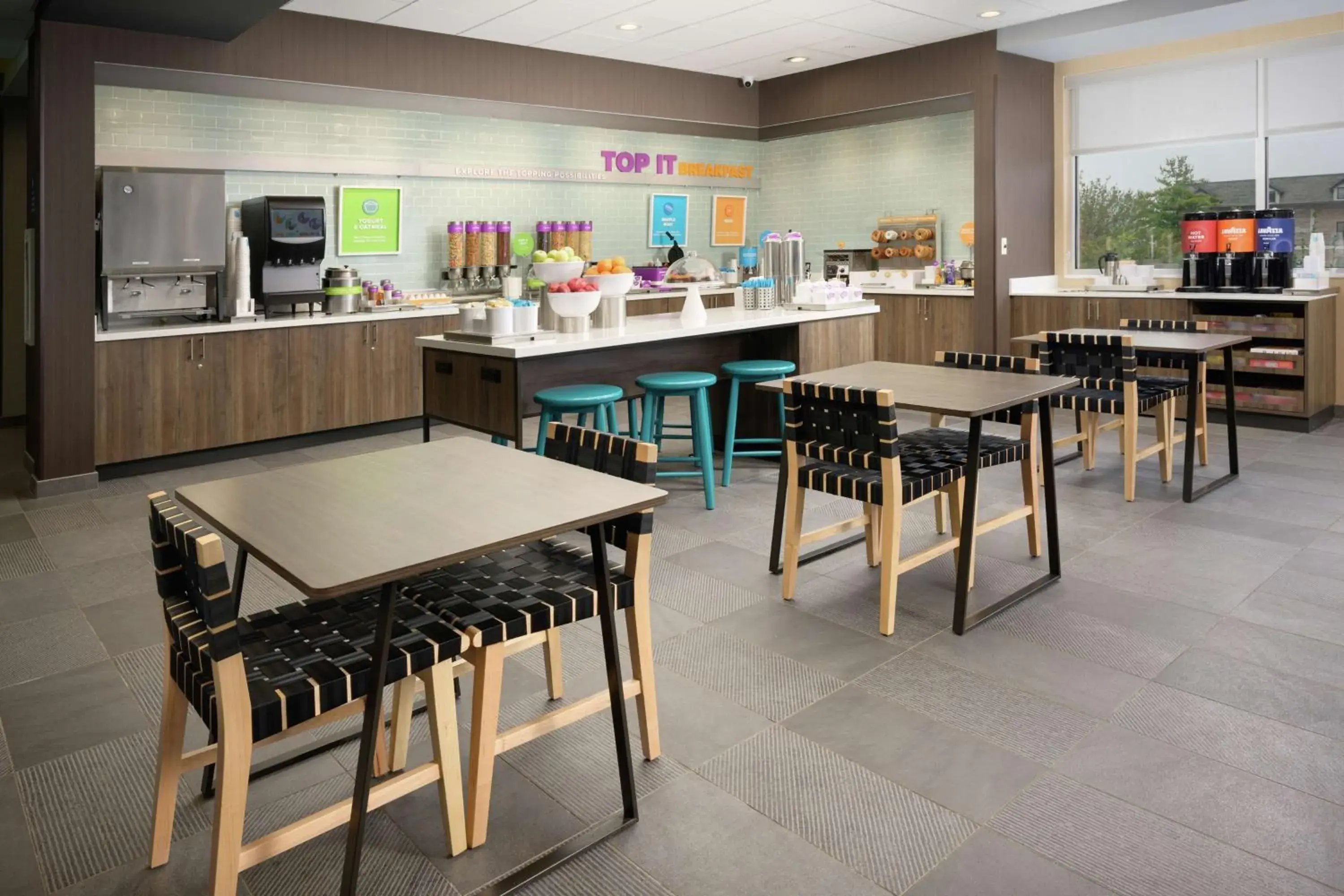 Breakfast in Tru By Hilton Chattanooga Hamilton Place, Tn Breakfast in Tru By Hilton Chattanooga Hamilton Place, Tn