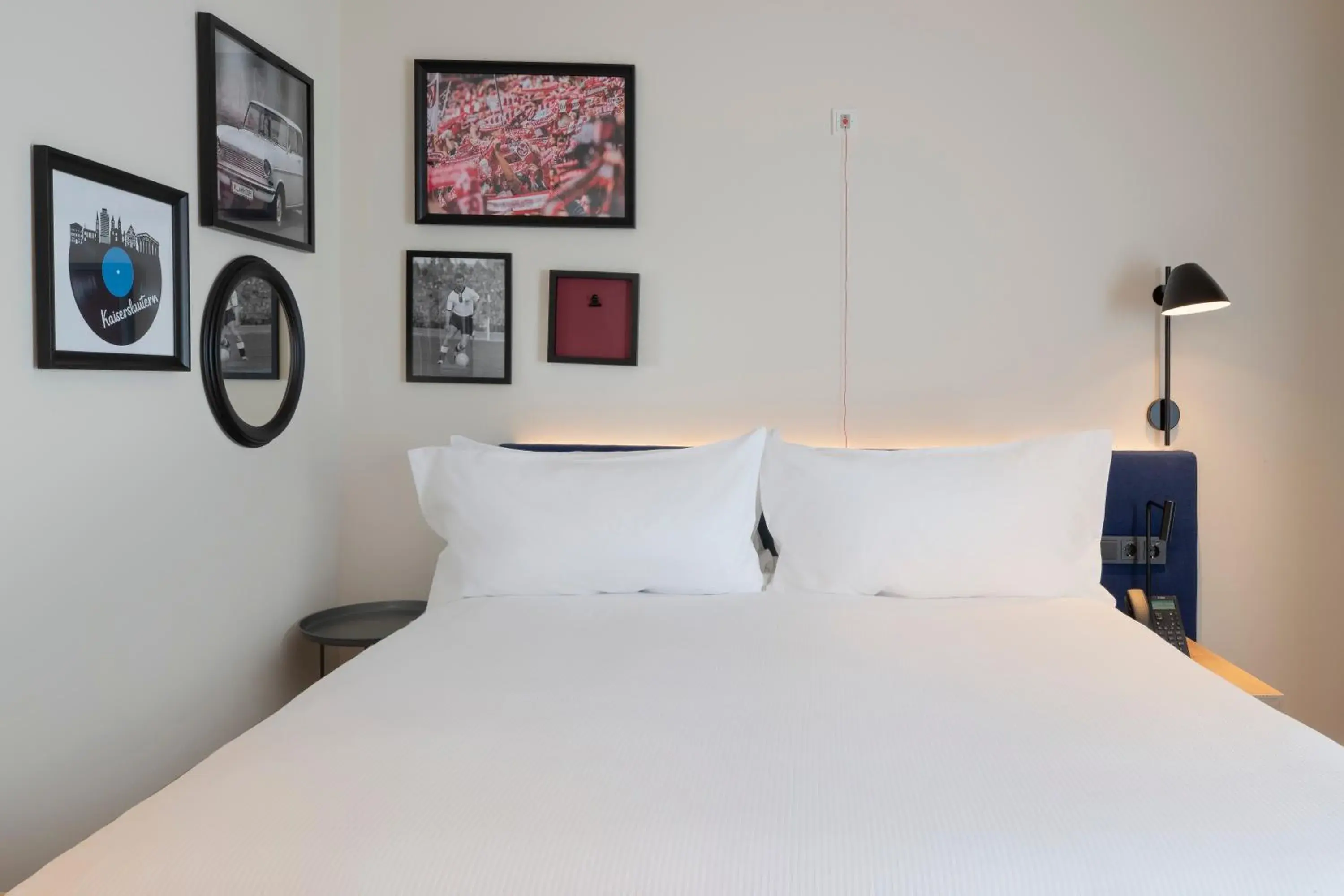 Property building, Bed in Hampton By Hilton Kaiserslautern Property building, Bed in Hampton By Hilton Kaiserslautern