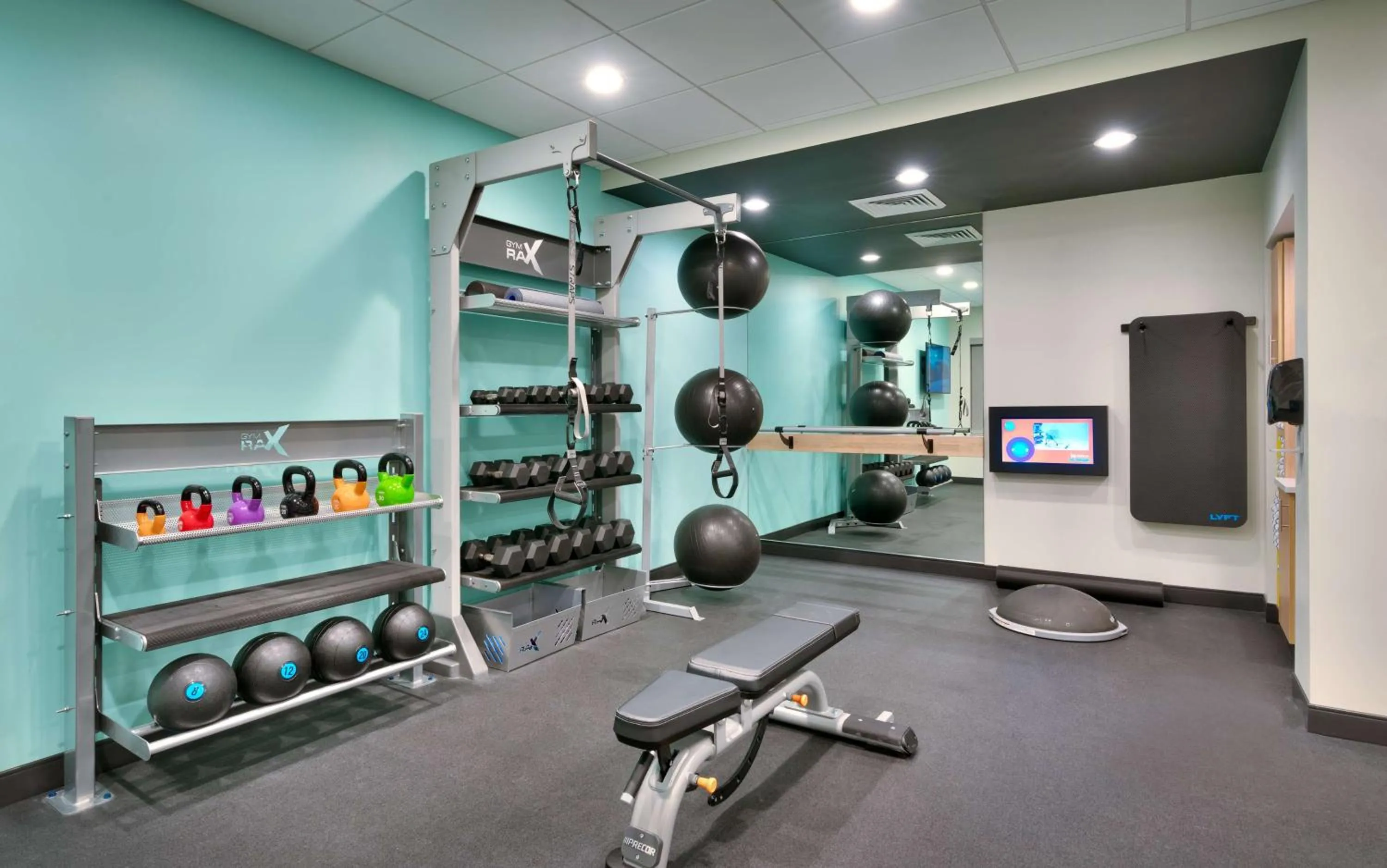Fitness centre/facilities in Tru By Hilton Lehi, Ut