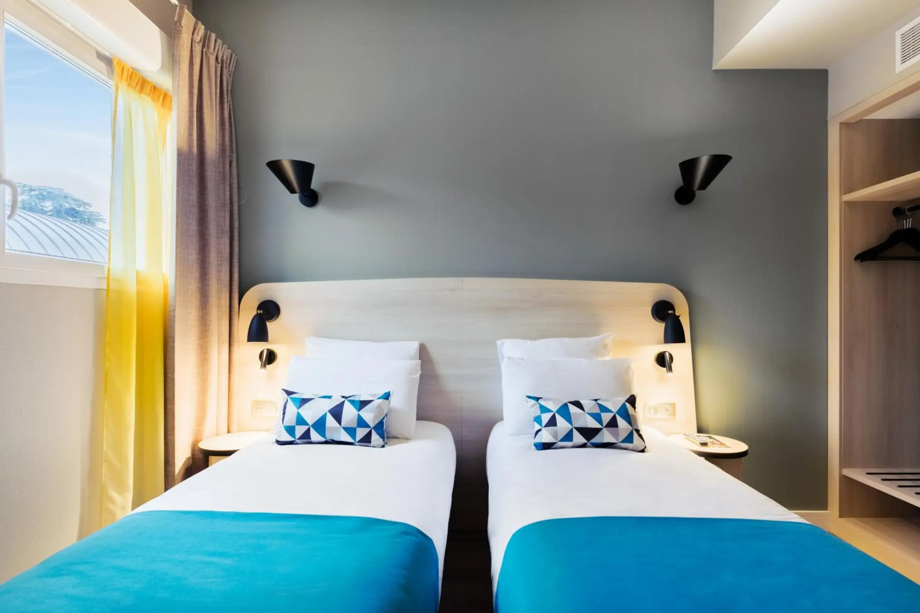 Bed in Appart'City Confort Montpellier Saint Roch Bed in Appart'City Confort Montpellier Saint Roch