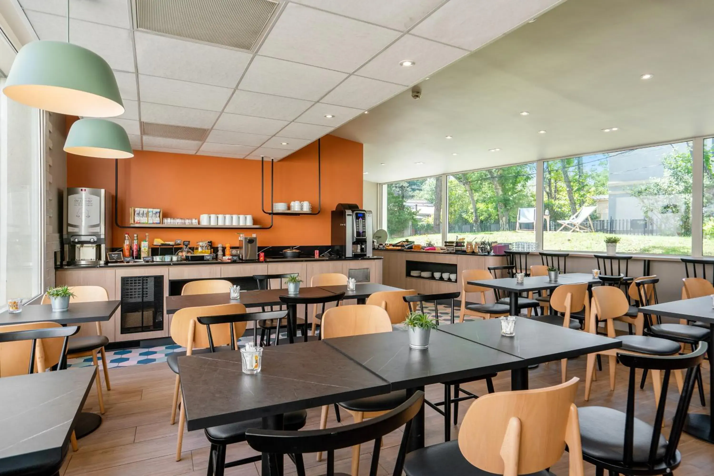 Breakfast in Appart'City Confort Montpellier Saint Roch Breakfast in Appart'City Confort Montpellier Saint Roch