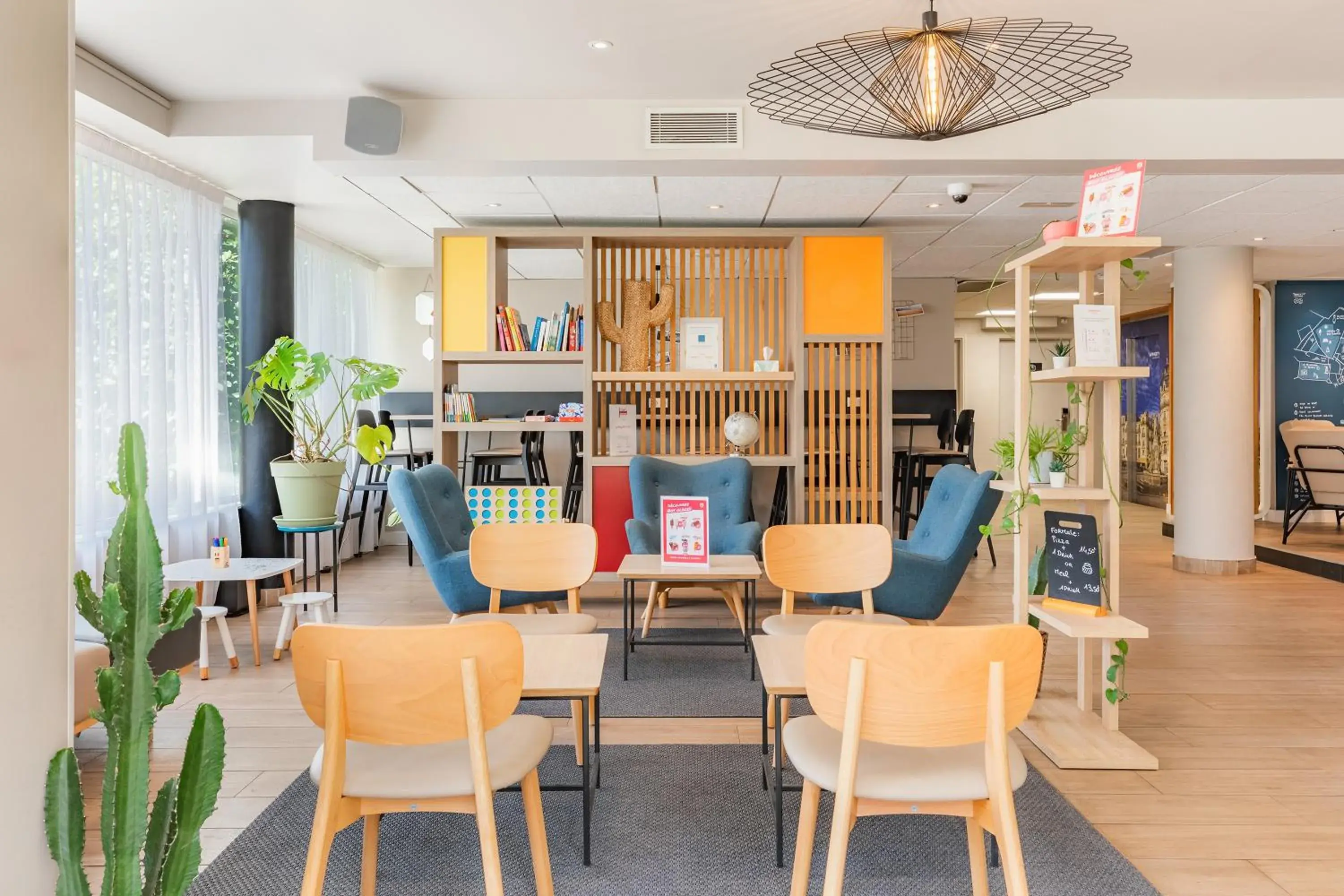 Lobby or reception in Appart'City Confort Montpellier Saint Roch Lobby or reception in Appart'City Confort Montpellier Saint Roch